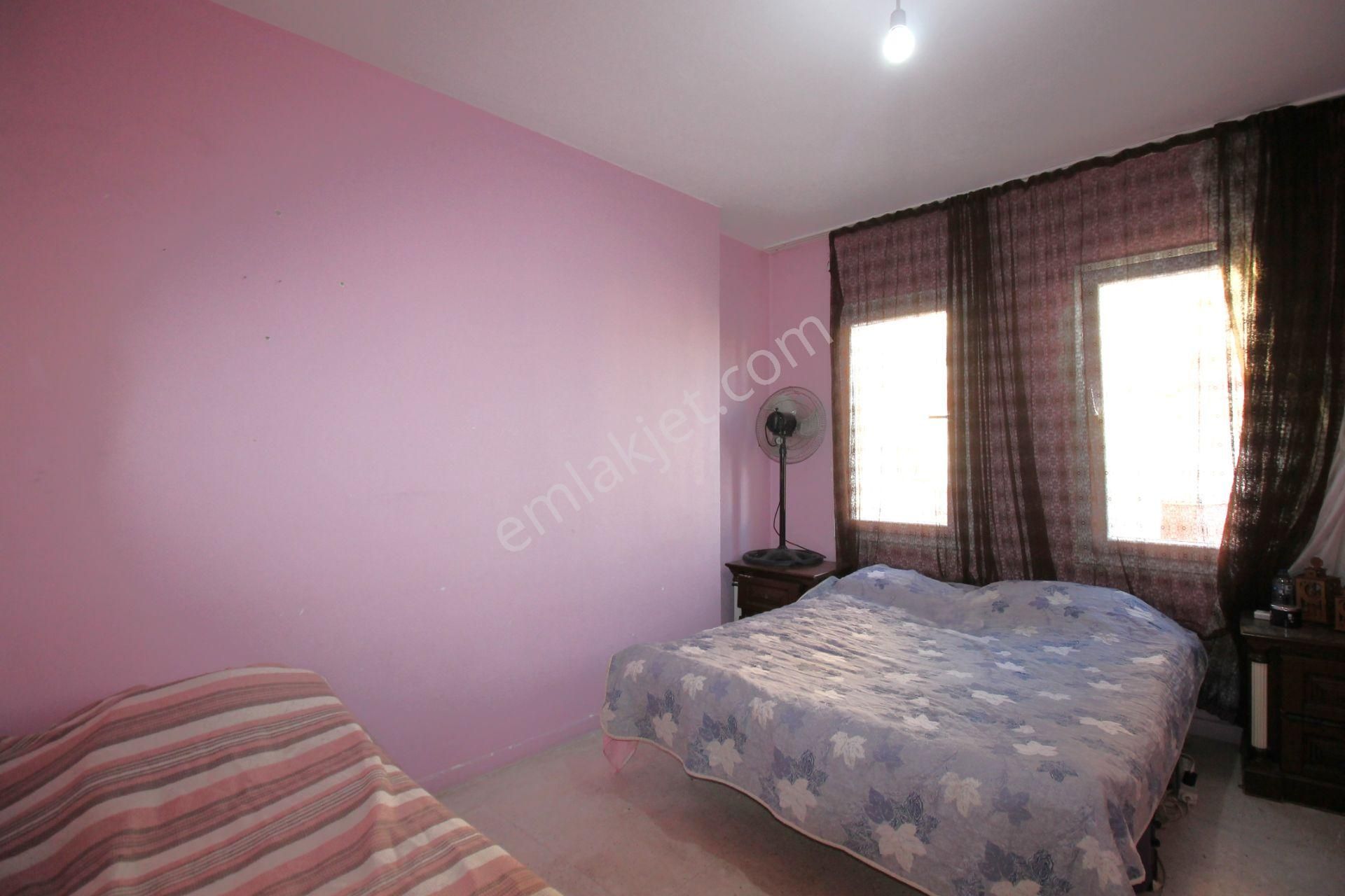 Retro’dan Vipol Civarı Site İçi Dokunuşlarınızla Tarz Yaratacağınız Geniş 3+1 - Görsel 19