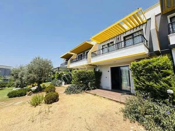 Kuşadası Davutlarda Butik Sitede Eşyalı Satılık 2+1 Villa - Görsel 18