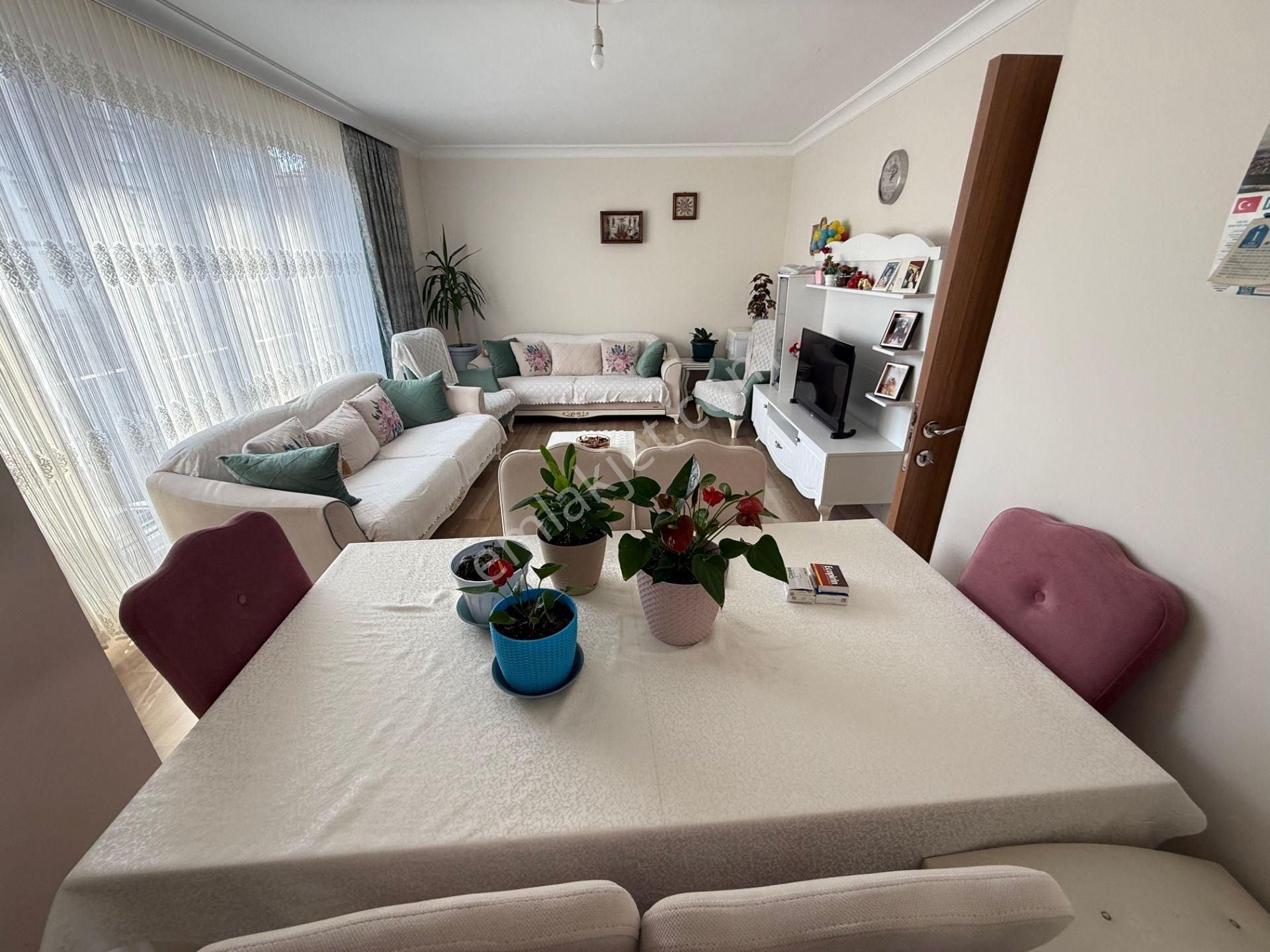 Yatırım Değeri Yüksek İskanlı Kapalı/açık Otoparkl Kiracılı 2+1 Satılık - Görsel 7