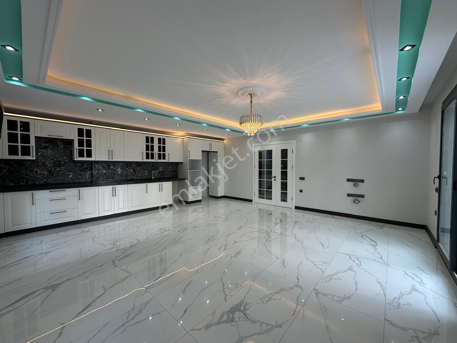 Didim Merkezde Tam Müstakil Havuzlu Villa - Görsel 6