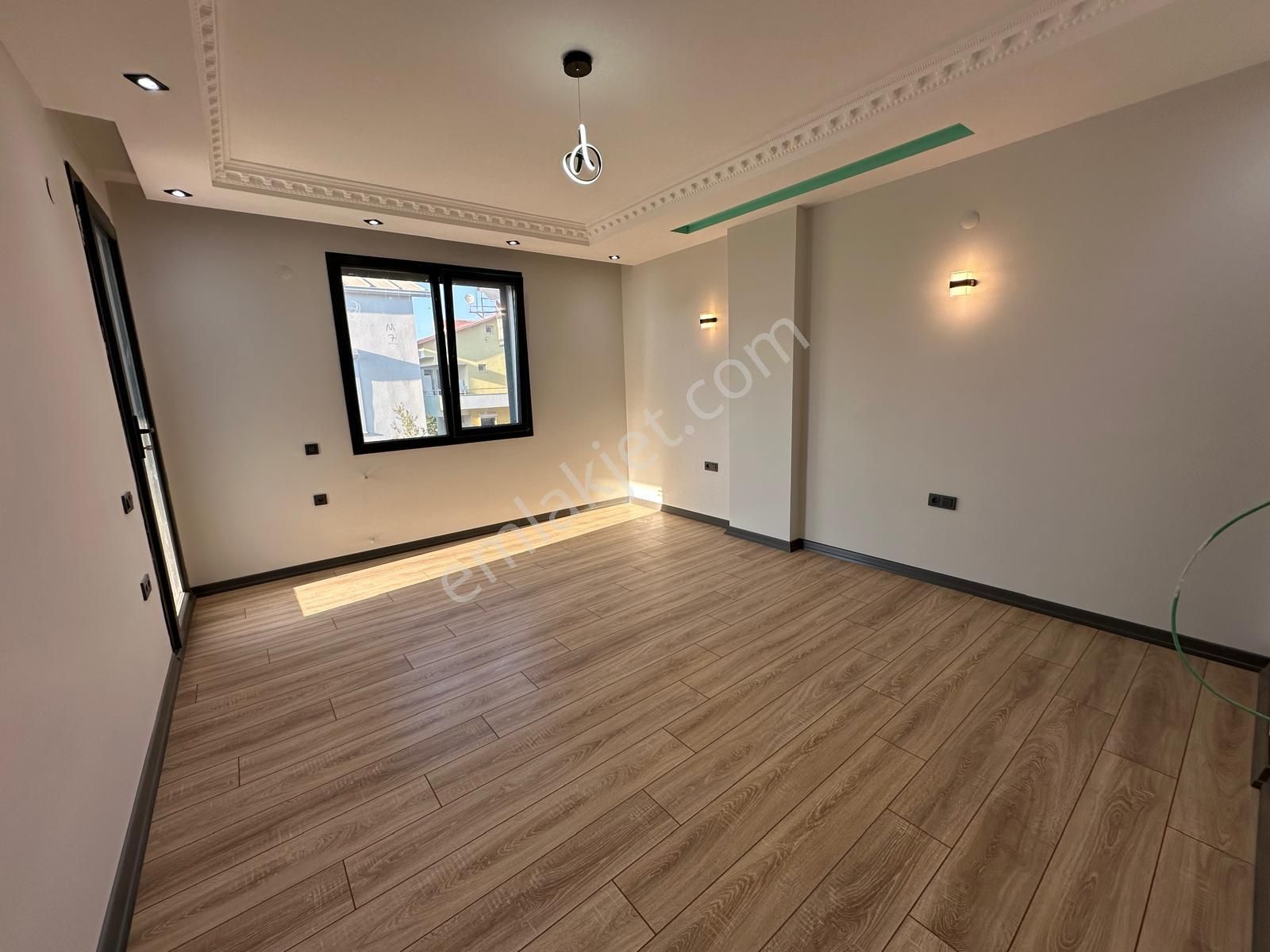 Didim Merkezde Tam Müstakil Havuzlu Villa - Görsel 9