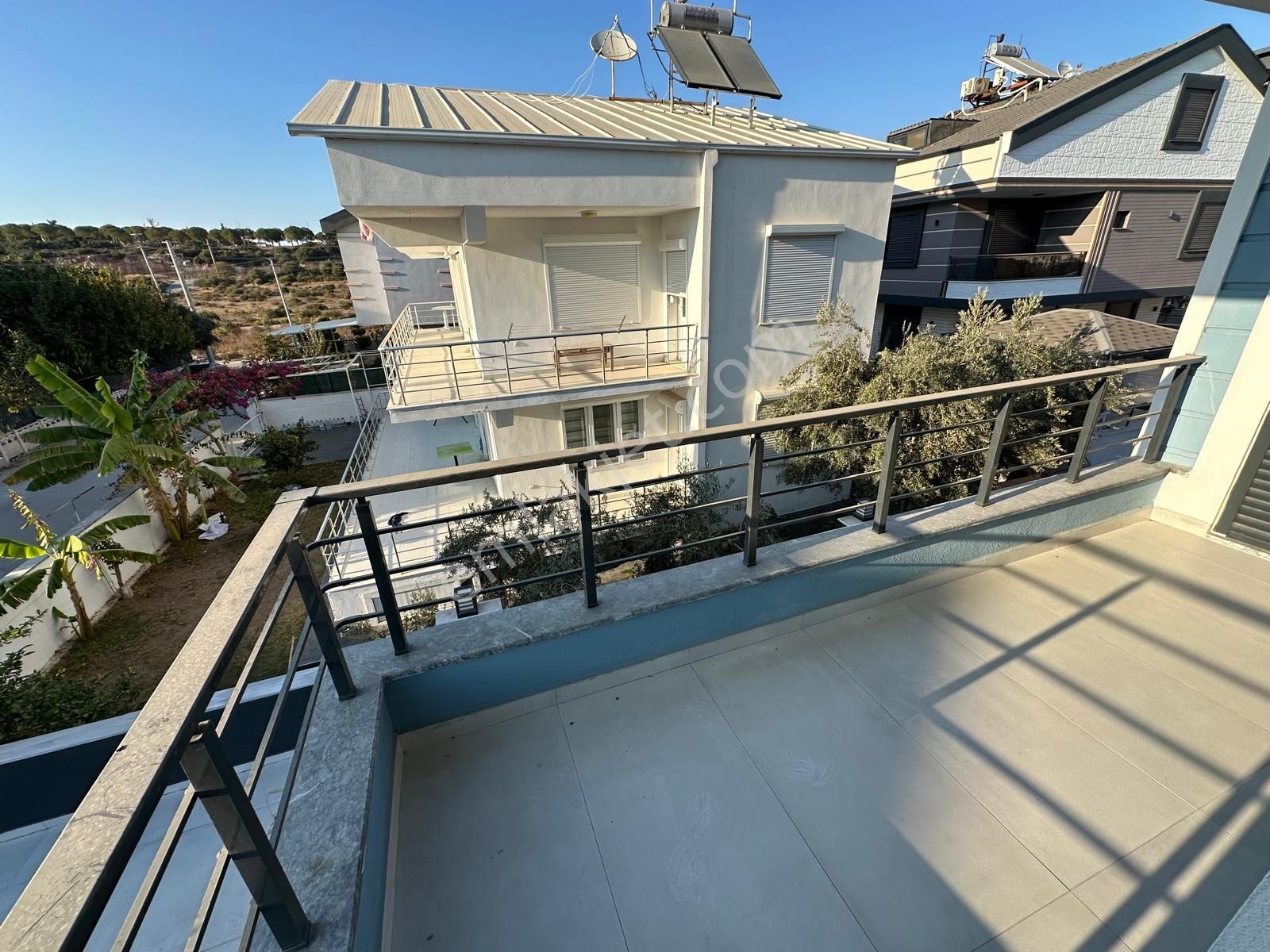 Didim Merkezde Tam Müstakil Havuzlu Villa - Görsel 17