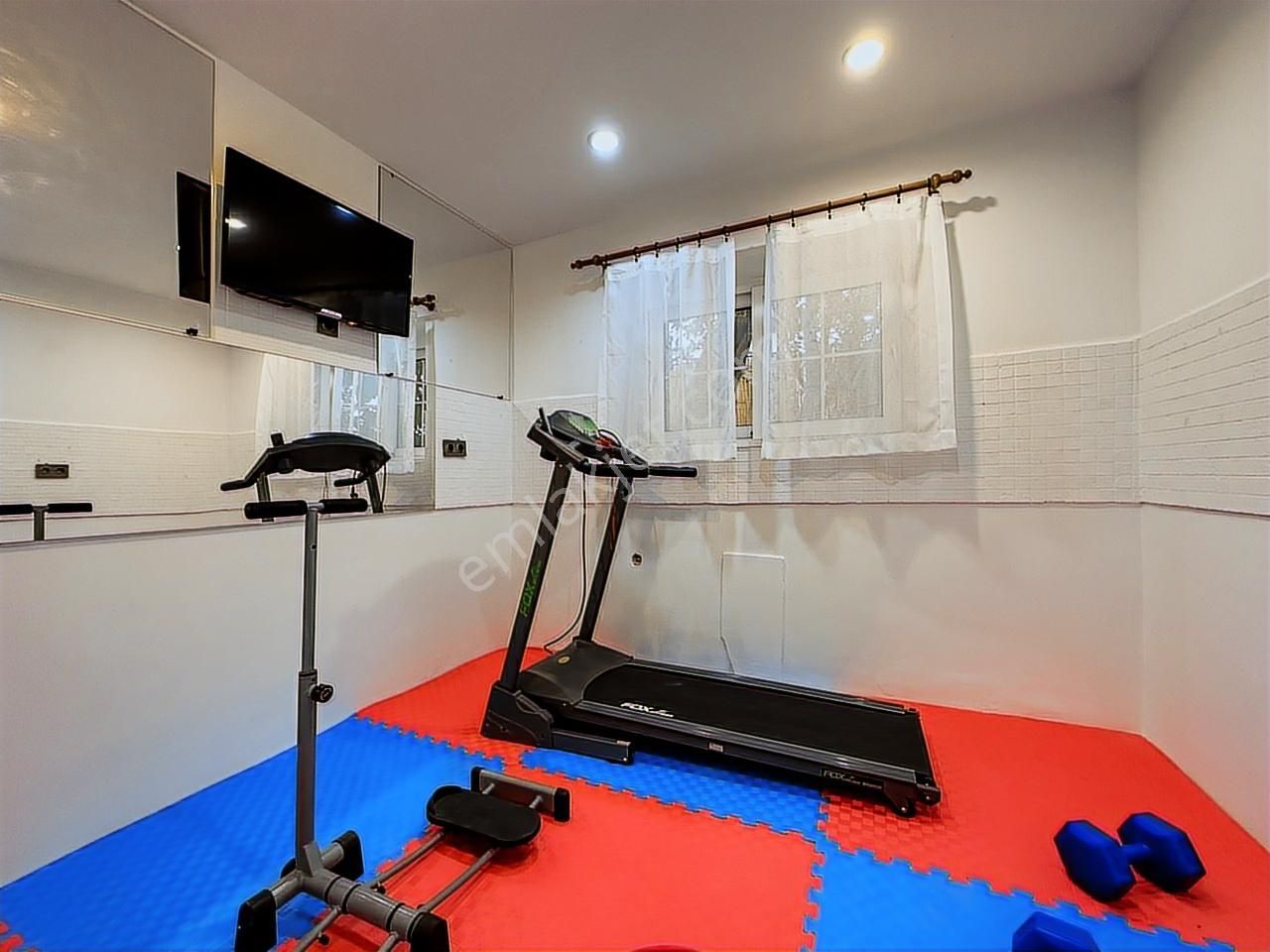 Kalkanda 3 Bağımsız Bölümlü 2 Ayrı Havuzlu Muhteşem Villa - Görsel 8