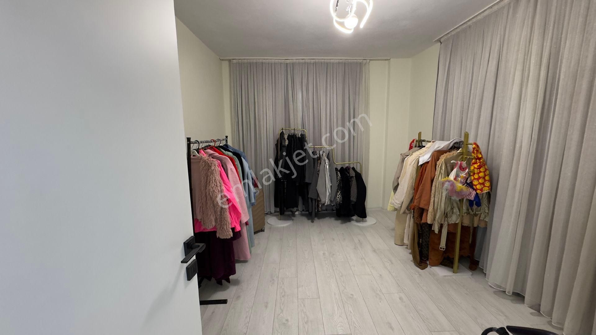 Ra Gayrimenkul Dedeler Mh.özel Tasarım Teraslı Tripleks Villa - Görsel 22