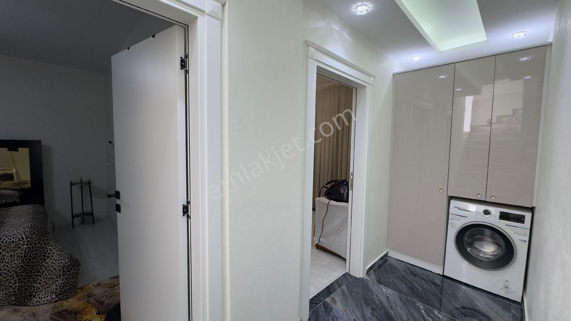 Ra Gayrimenkul Dedeler Mh.özel Tasarım Teraslı Tripleks Villa - Görsel 28