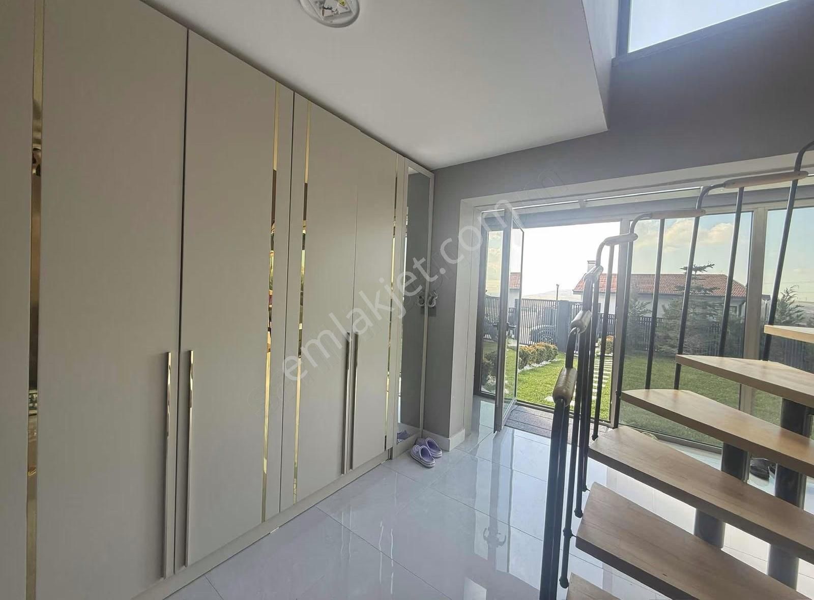 Poga'dan Koru Beynamda Kiralık Villa - Görsel 8