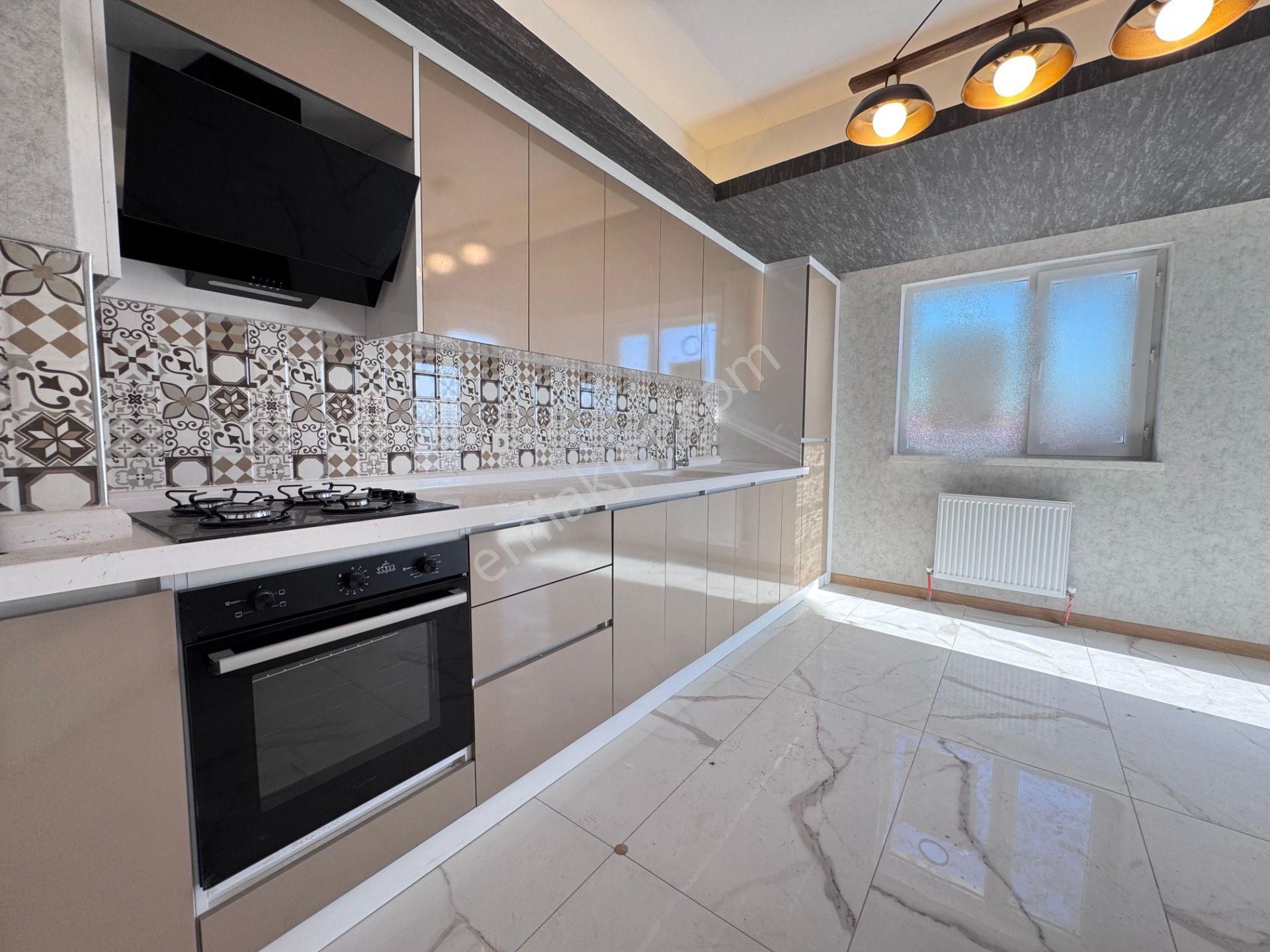 Yenikent Mustafa Kemal'de 3+1 Köşe Başında Kaçırılmayacak Fırsat Daire - Görsel 8