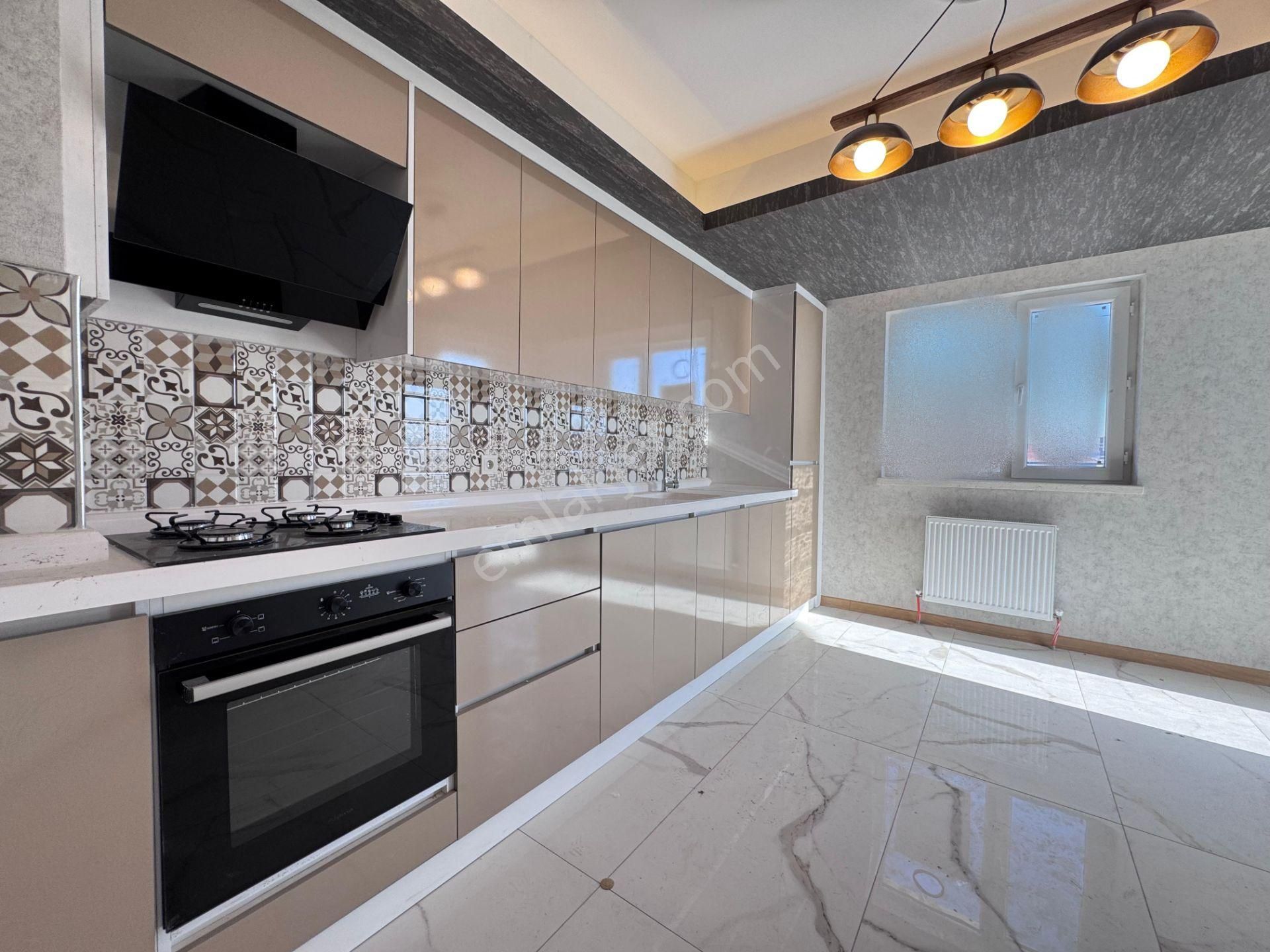 Yenikent Mustafa Kemal'de 3+1 Köşe Başında Kaçırılmayacak Fırsat Daire - Görsel 5