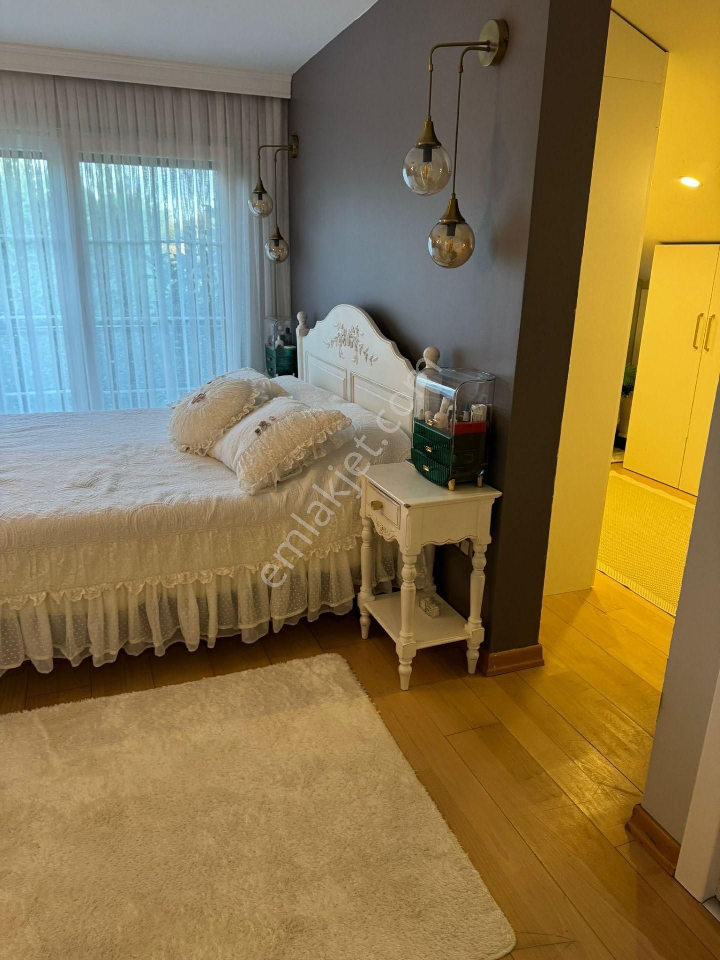 Uskumruköy Havuzlu Site İçerisinde Satılık Villa - Görsel 5