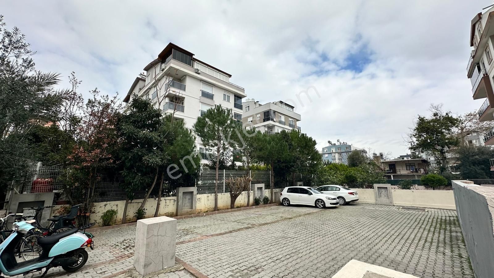 Konyaaltı Hurmada Havuzlu 1+1 Eşyalı Kiralık Daire - Görsel 21