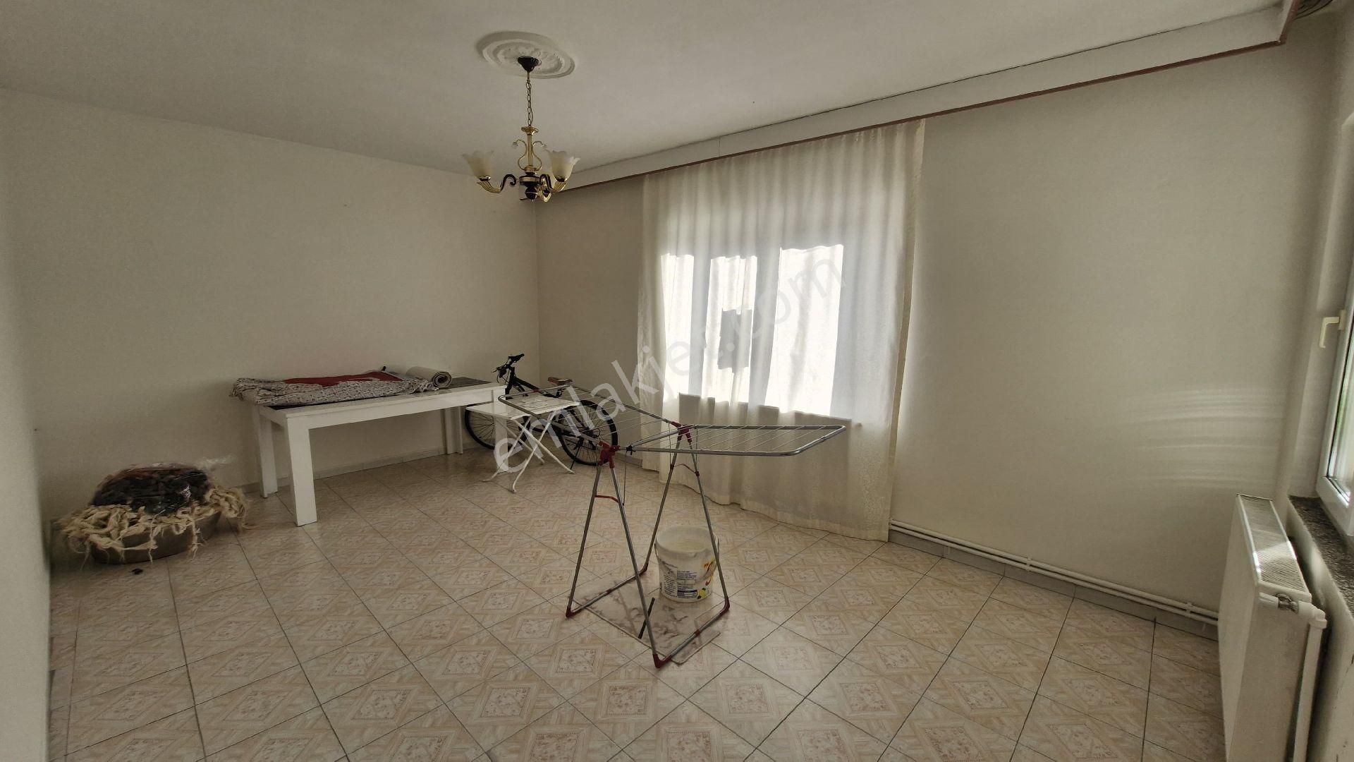 Emir Emlak Ofisinden Mimarsinan Mahallesinde Ana Cadde Üzerinde Müstakil Ev - Görsel 12