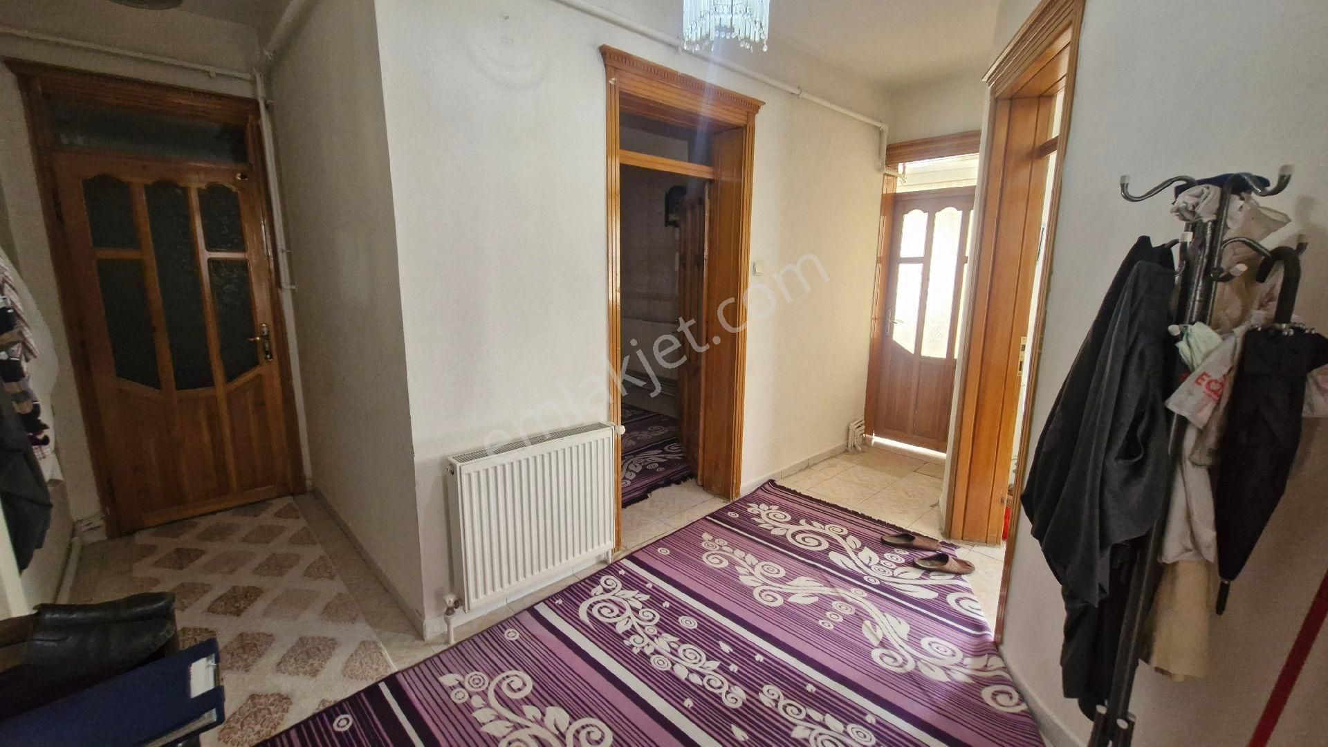 Emir Emlak Ofisinden Mimarsinan Mahallesinde Ana Cadde Üzerinde Müstakil Ev - Görsel 33