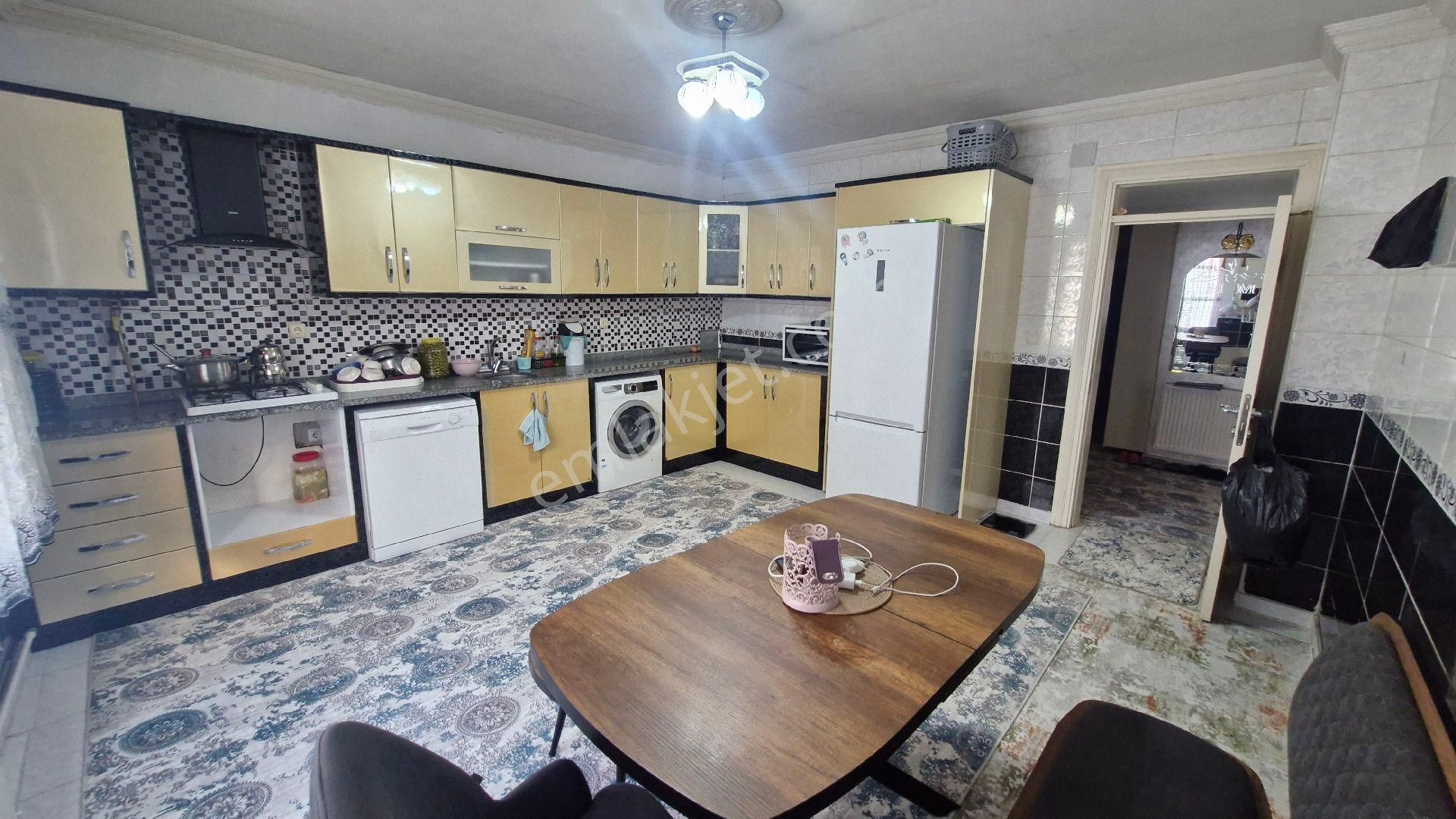 Emir Emlak Ofisinden Mimarsinan Mahallesinde Ana Cadde Üzerinde Müstakil Ev - Görsel 18