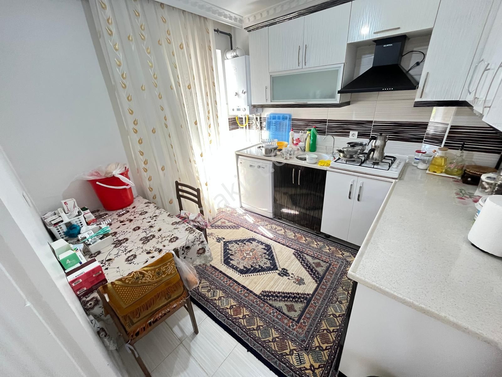 Yükseltepe'de Öğretmenler Parkı Yakını 3+1 Ara Katta Emsalsiz Daire - Görsel 2