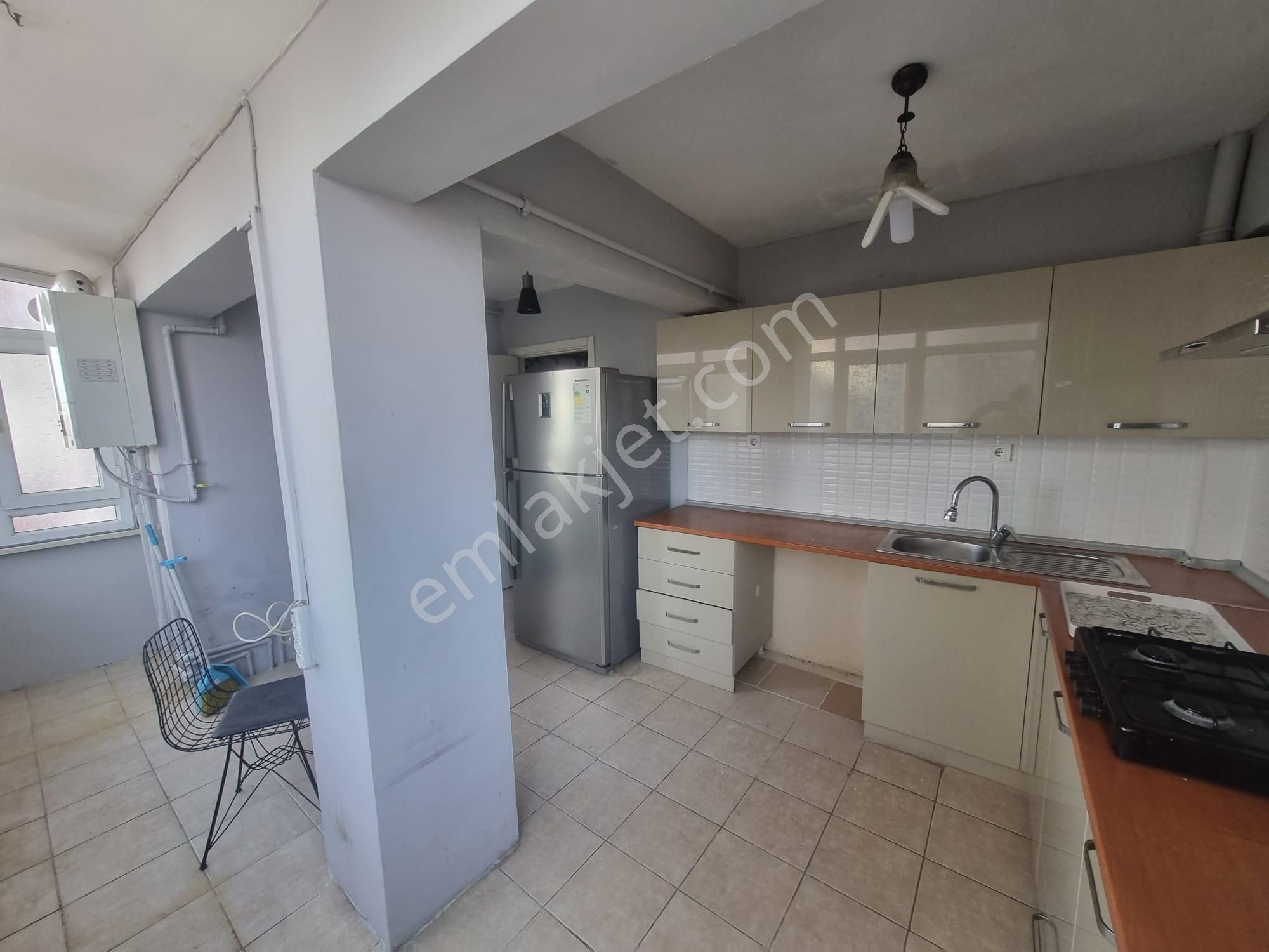 Oryaştan Ataşehir İçerenköy Büro Sitesinde 100m2 2+1 Arakat - Görsel 9