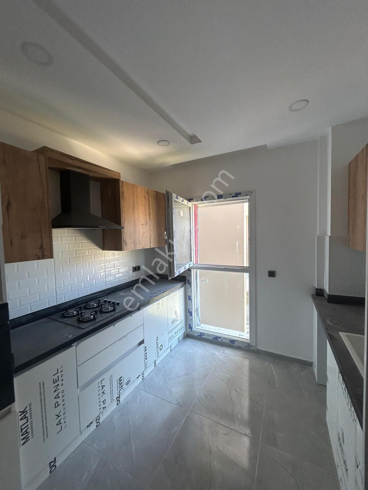 Kuşadası Otogar Üzeri Satılık 3+1 Daire - Görsel 19