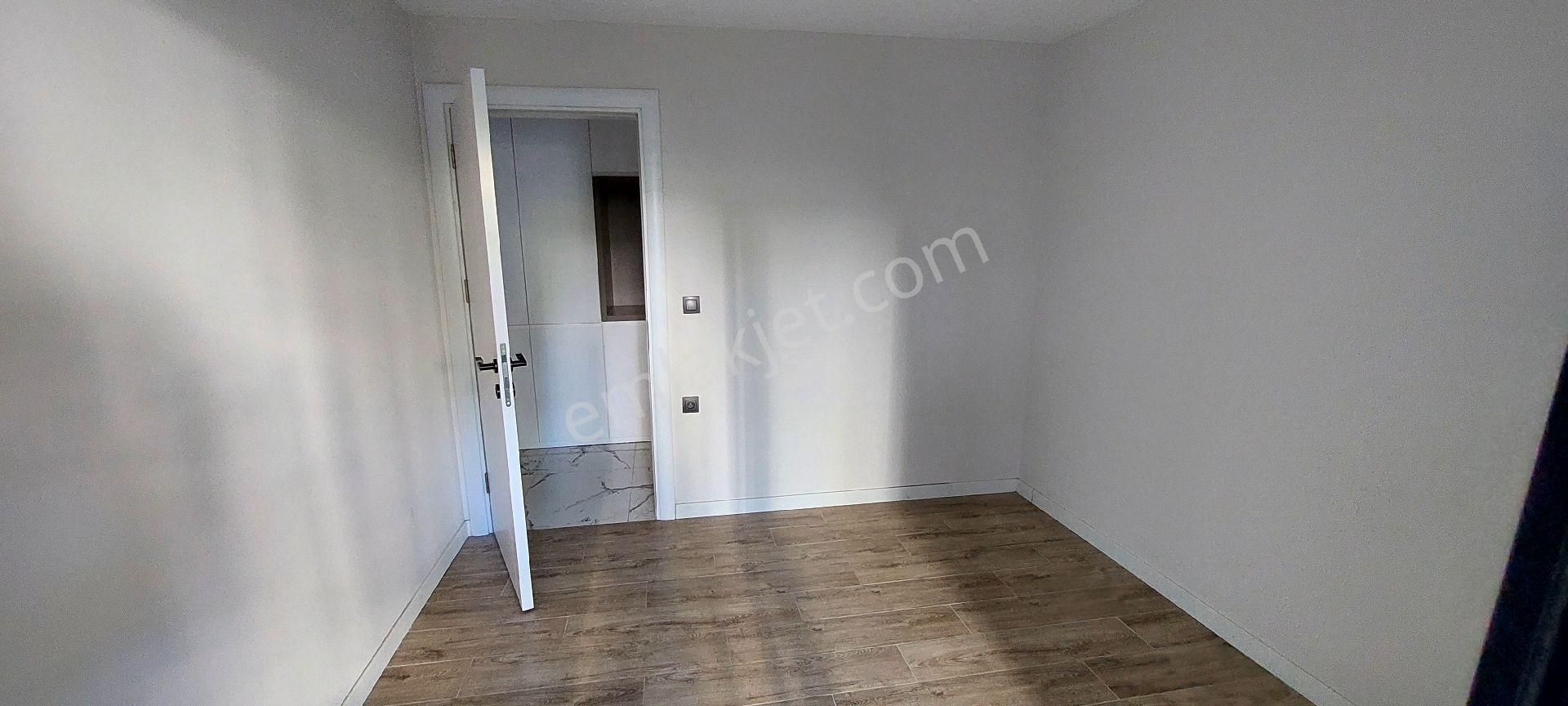 Kuşadası Havuzlu Site İçinde - Görsel 13