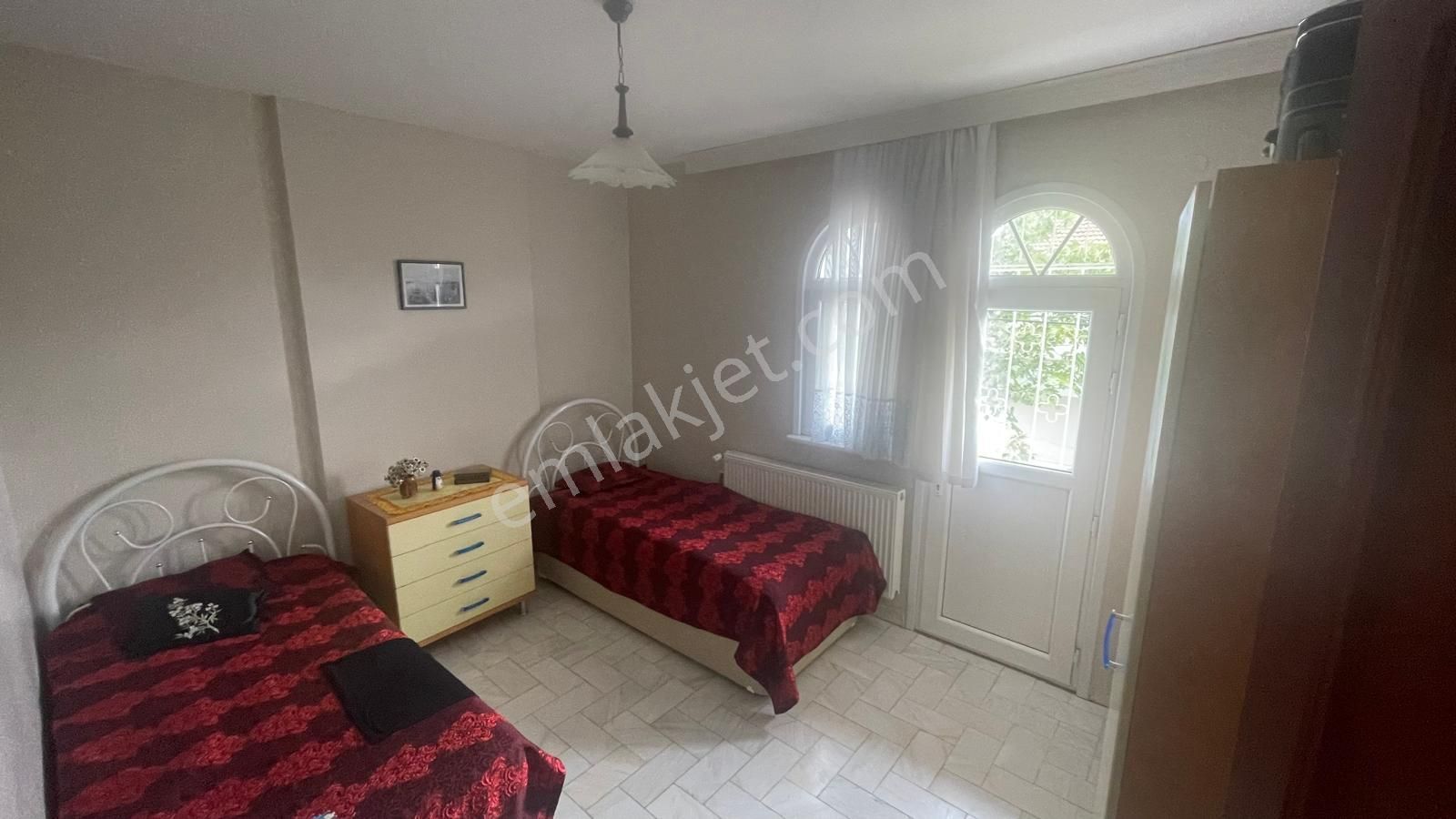 Yeniçiftlik'de Denize 250 Metre Merkezi Konu Müstakil 4+1 Villa - Görsel 11