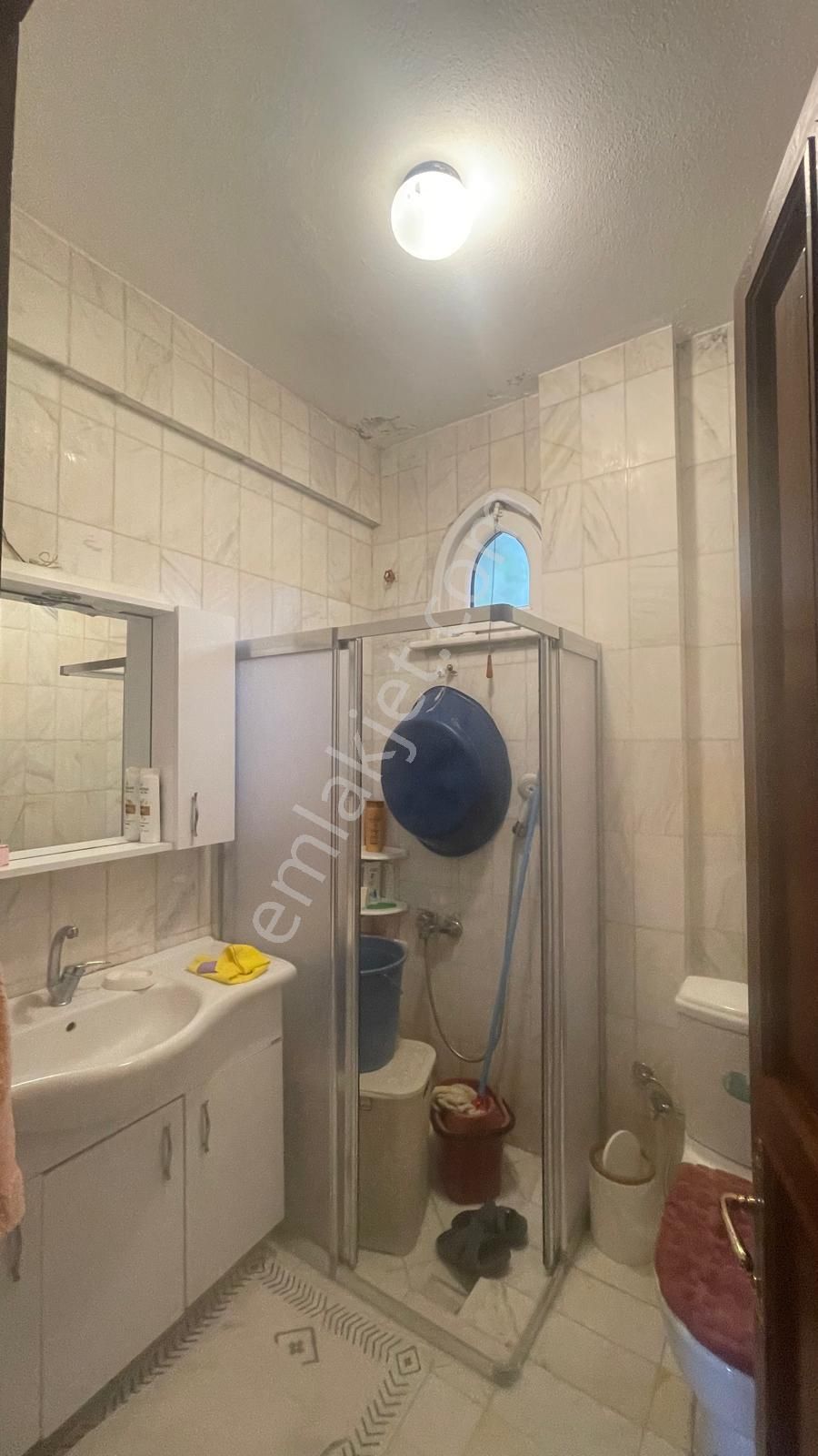 Yeniçiftlik'de Denize 250 Metre Merkezi Konu Müstakil 4+1 Villa - Görsel 18