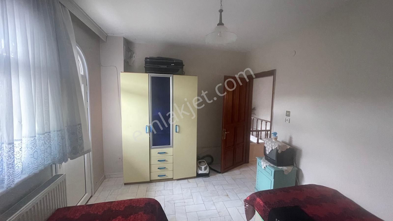 Yeniçiftlik'de Denize 250 Metre Merkezi Konu Müstakil 4+1 Villa - Görsel 25