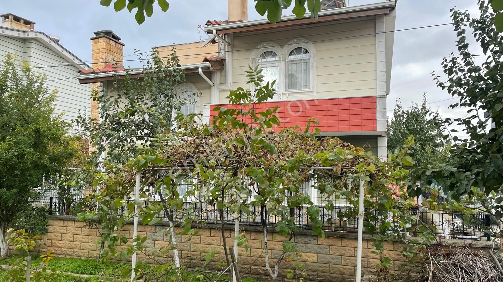 Yeniçiftlik'de Denize 250 Metre Merkezi Konu Müstakil 4+1 Villa - Görsel 29