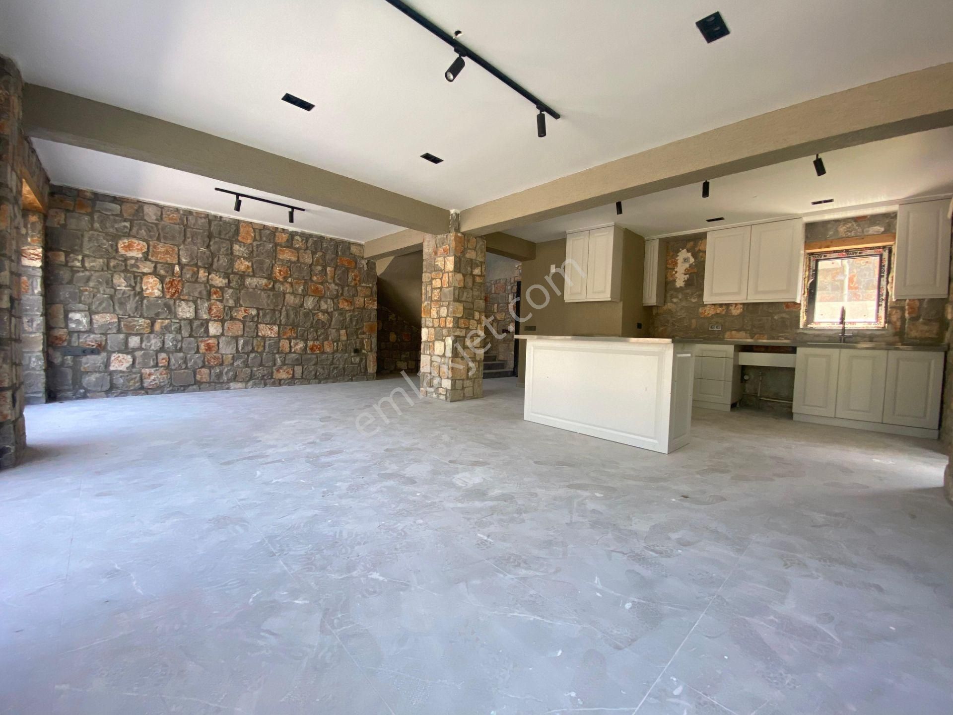 Goldhouse Dan Satılık Taş Villa Kızılbelde Doğanın Kalbinde 3+1 Fırsat - Görsel 3