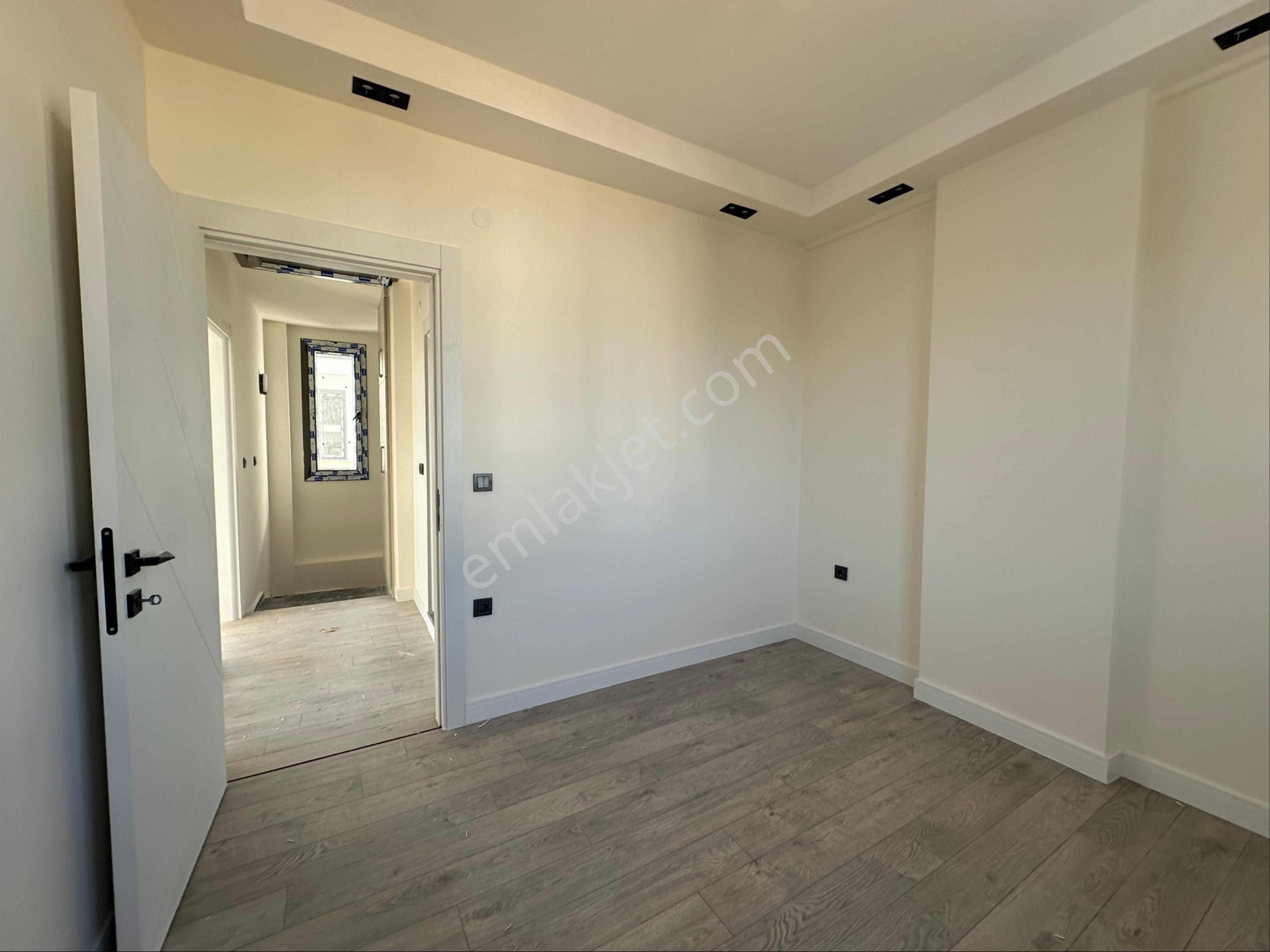 Didimde 3+1 Havuzlu Sıfır Villa - Görsel 20