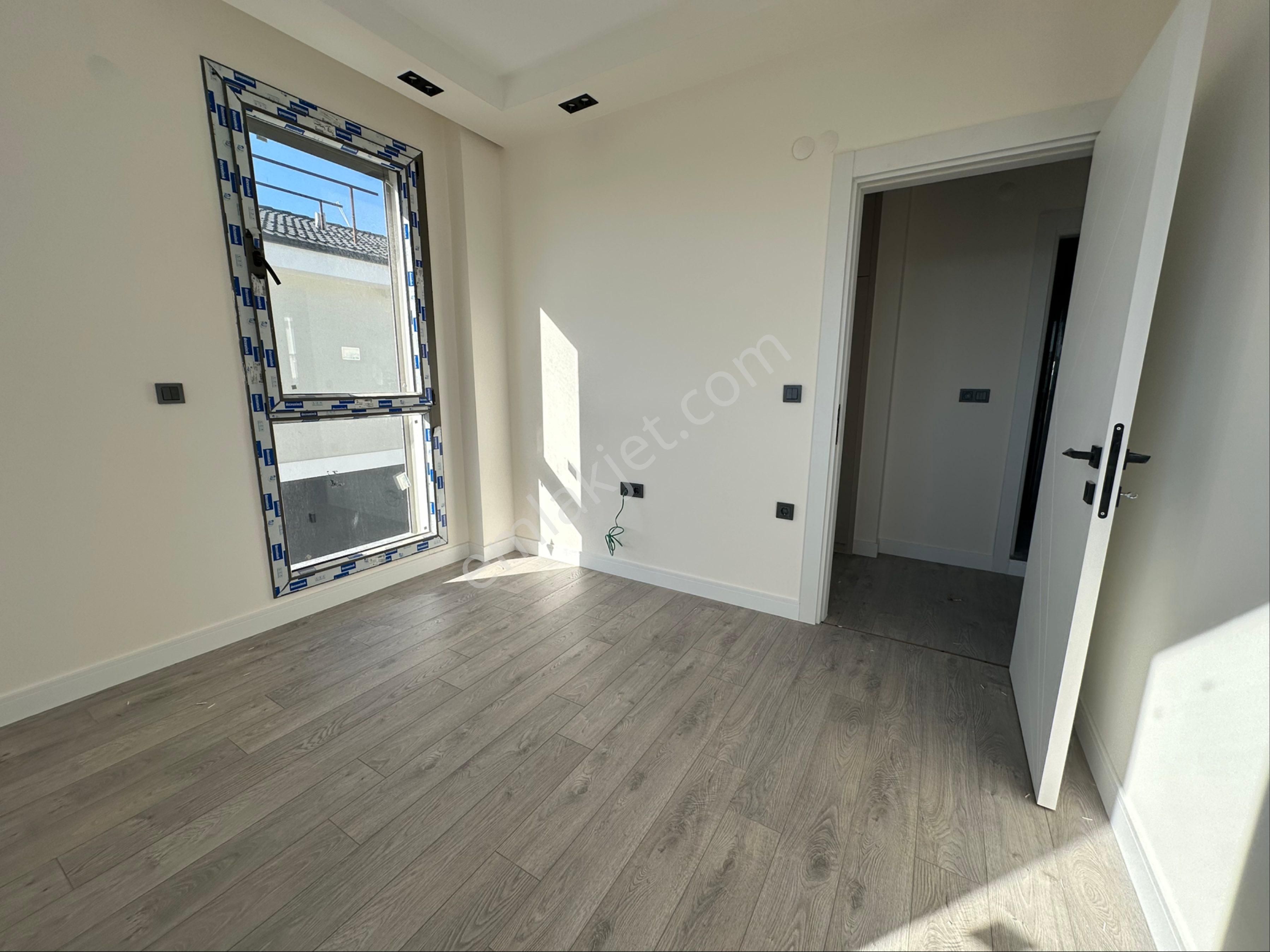 Didimde 3+1 Havuzlu Sıfır Villa - Görsel 25