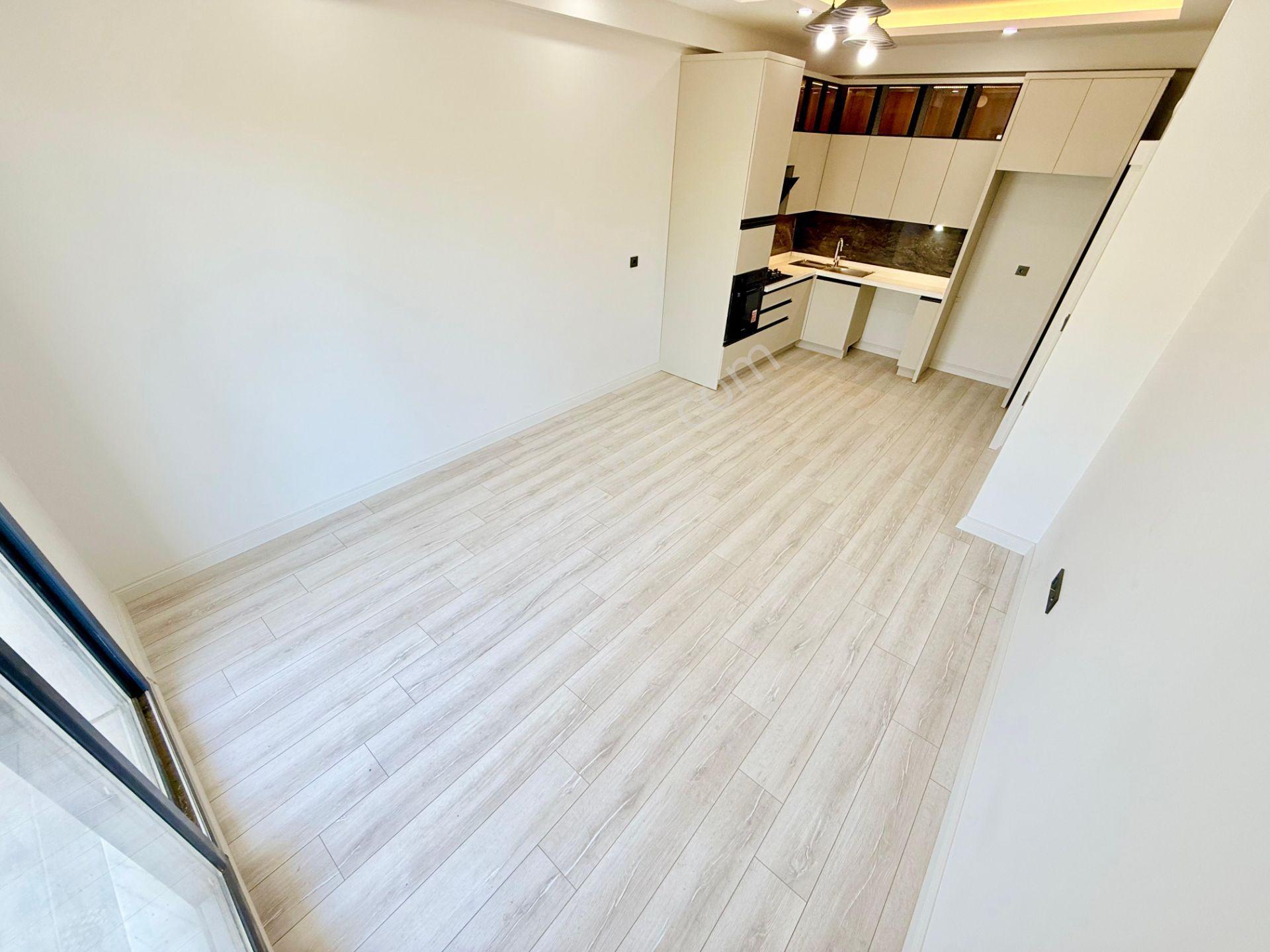 ▶ ▶ Akçay Körfez'den Bahçe Kullanımlı Ön Cephe 1+1 Sıfır Satılık Daire - Görsel 31