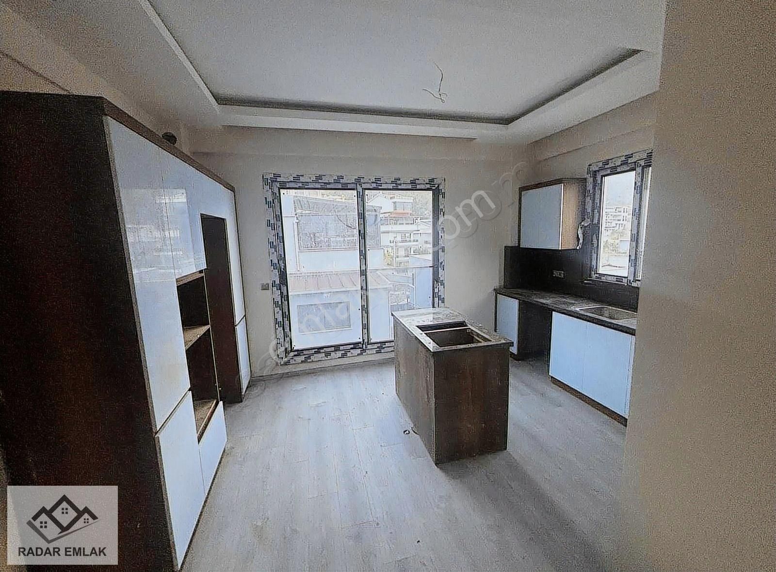 Balçova Çetinemeç'te Sıfır Deniz Ve Doğa Manzaralı Villa - Görsel 26