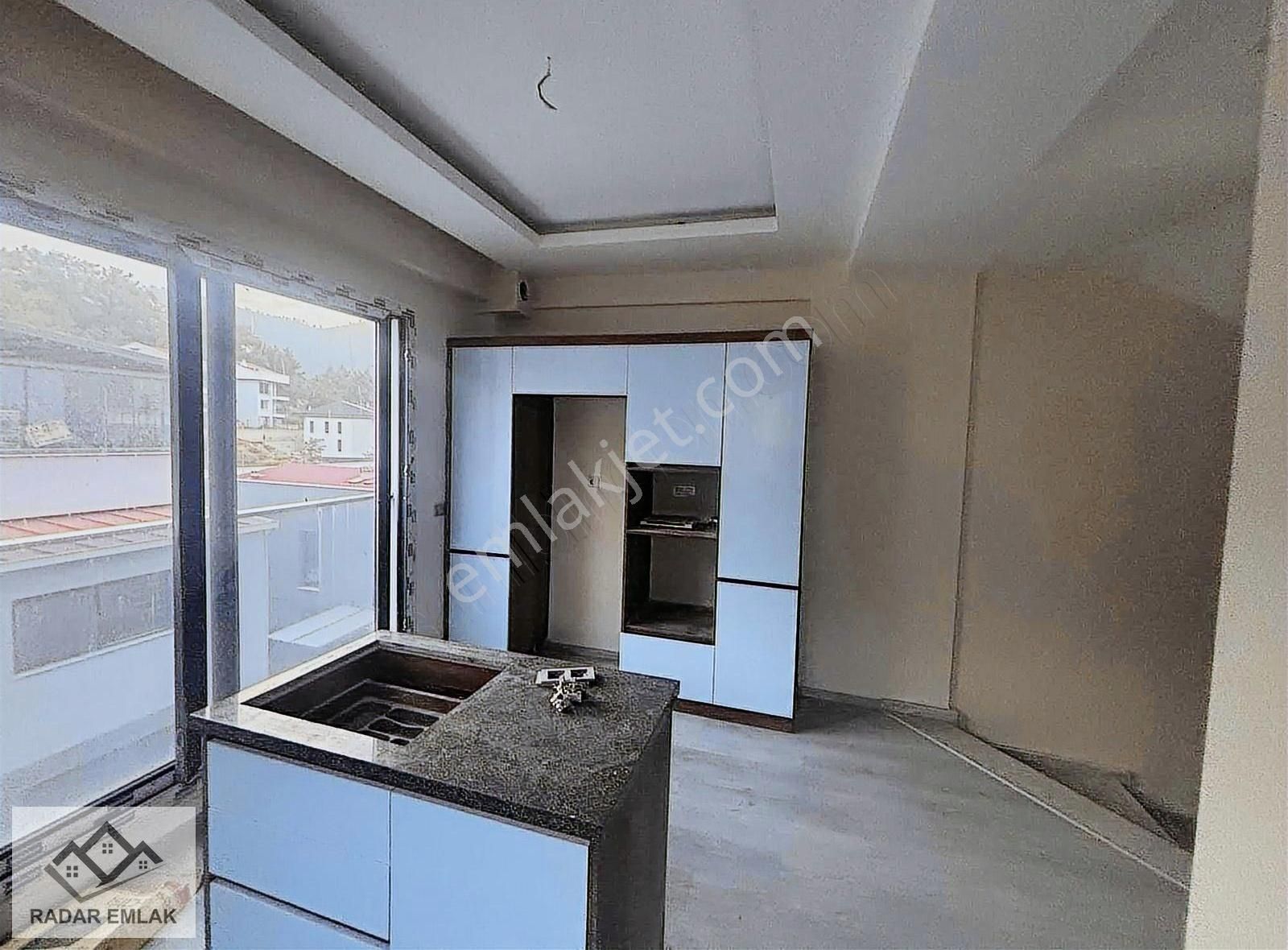 Balçova Çetinemeç'te Sıfır Deniz Ve Doğa Manzaralı Villa - Görsel 31
