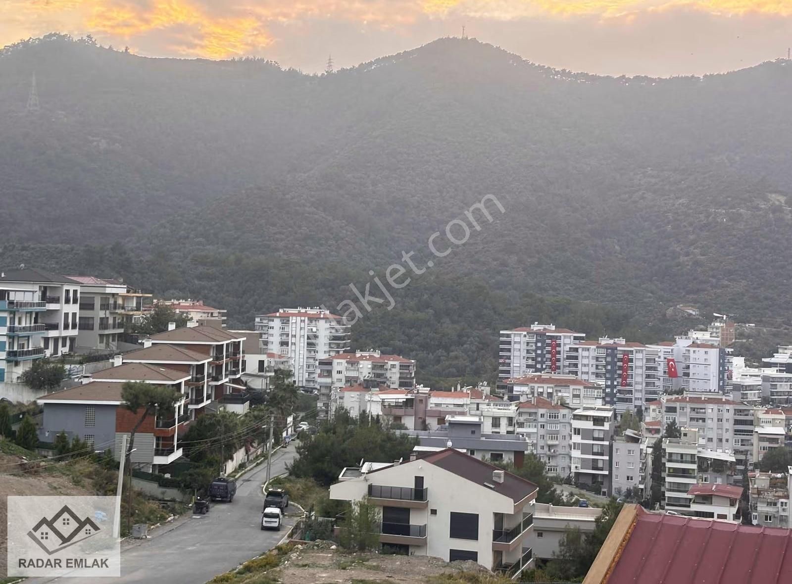 Balçova Çetinemeç'te Sıfır Deniz Ve Doğa Manzaralı Villa - Görsel 20