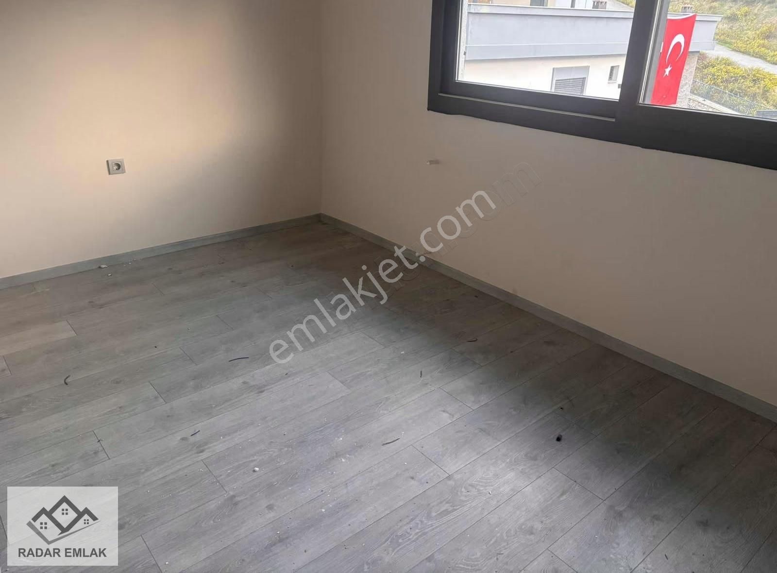 Balçova Çetinemeç'te Sıfır Deniz Ve Doğa Manzaralı Villa - Görsel 22
