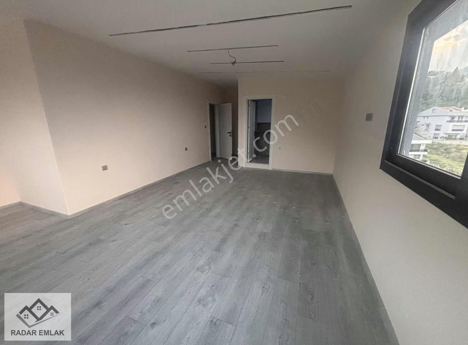 Balçova Çetinemeç'te Sıfır Deniz Ve Doğa Manzaralı Villa - Görsel 29