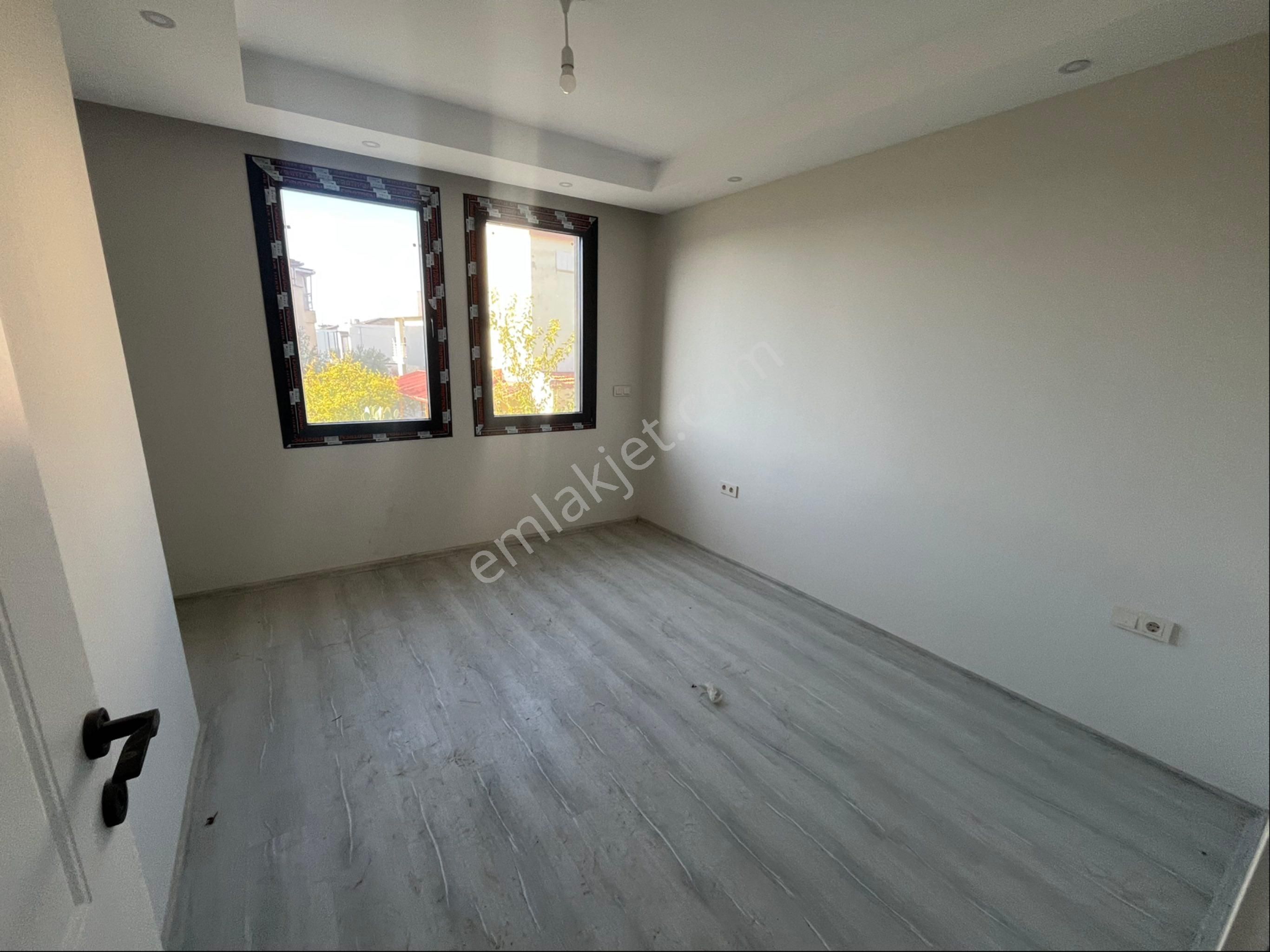 Güzelçamlı Bölgesinde Sıfır Yapı 2+1 Bahçeli Villa - Görsel 21