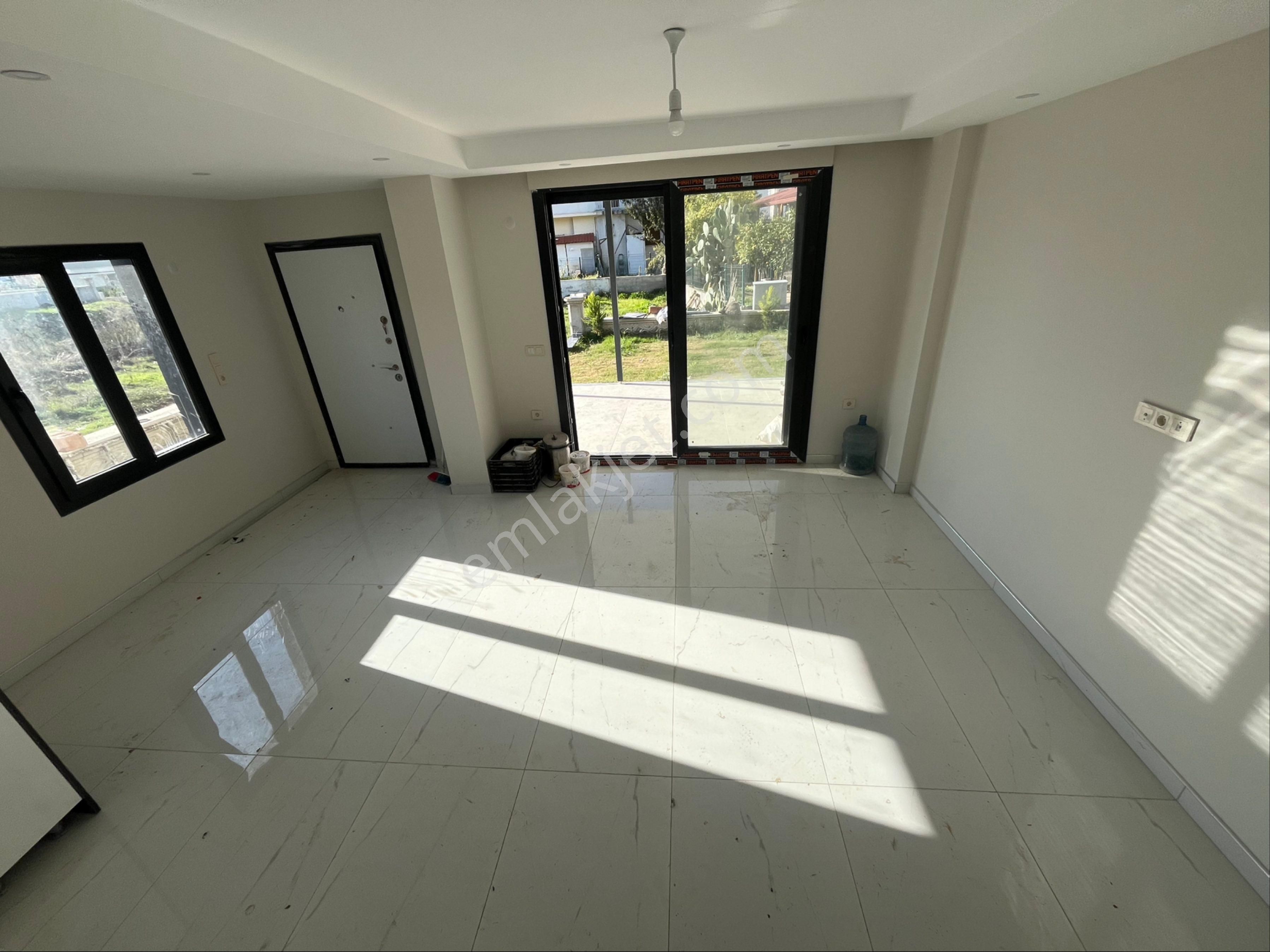 Güzelçamlı Bölgesinde Sıfır Yapı 2+1 Bahçeli Villa - Görsel 22