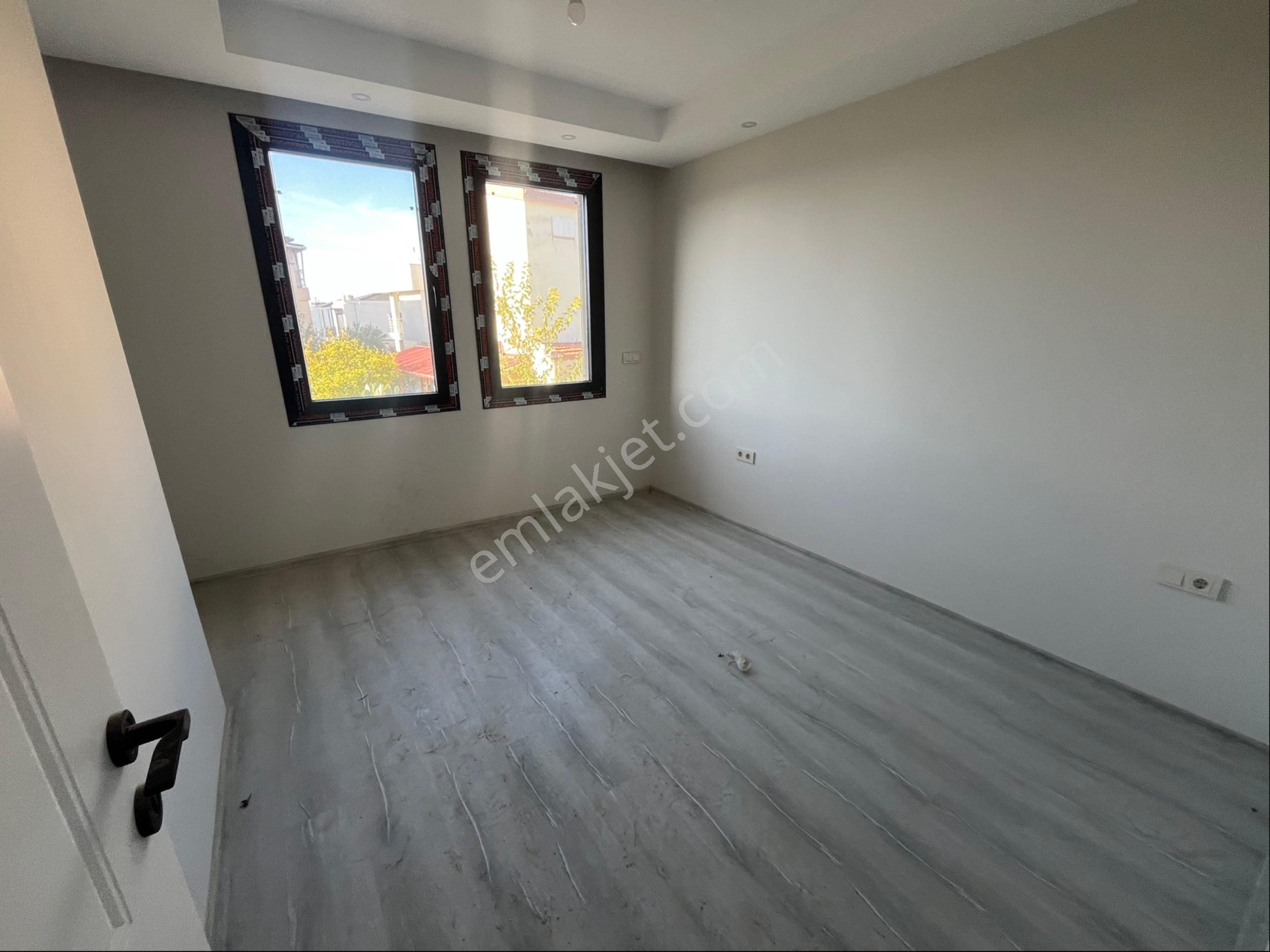 Güzelçamlı Bölgesinde Sıfır Yapı 2+1 Bahçeli Villa - Görsel 12