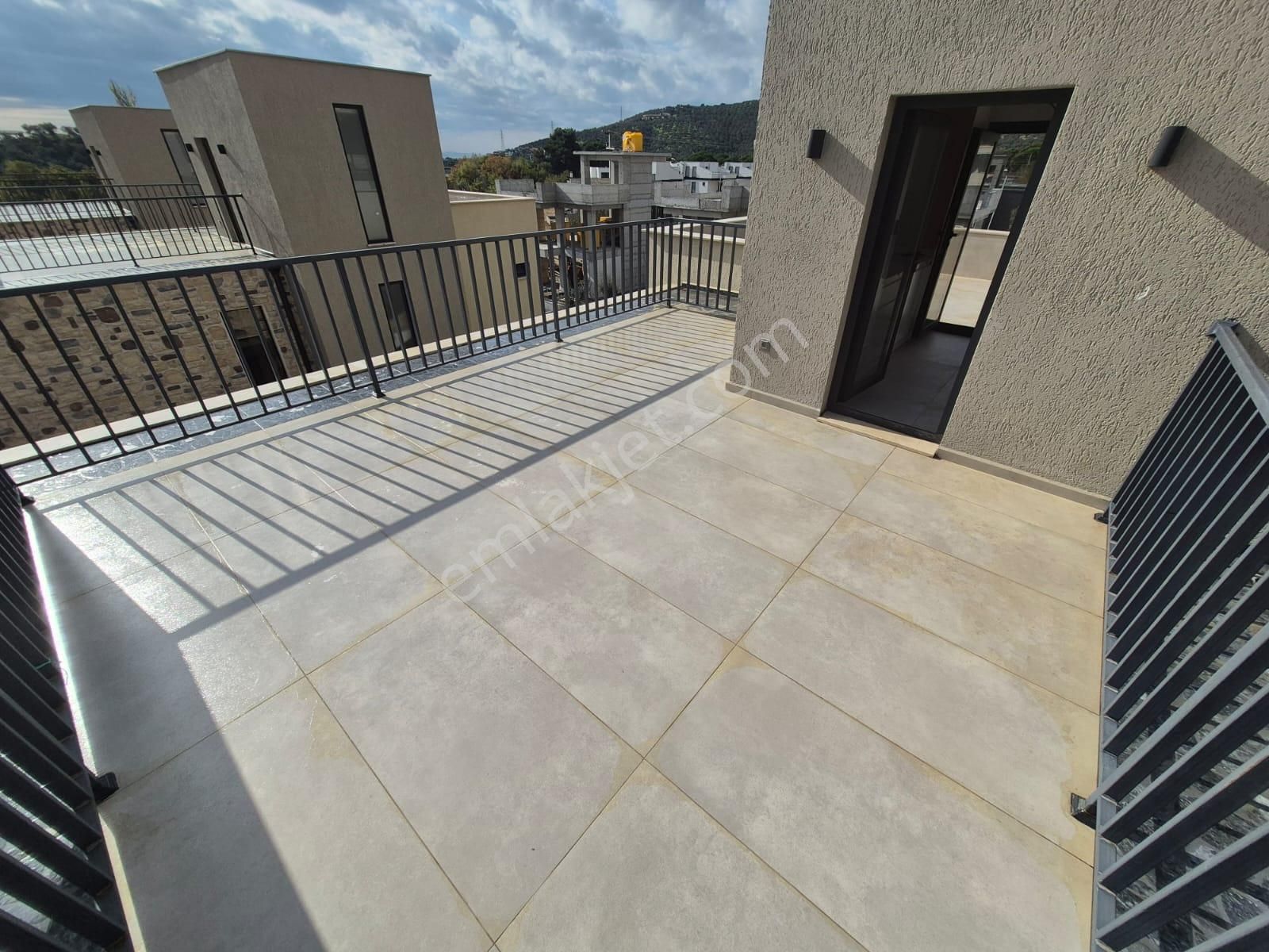 Sabri Pınarbaşı'dan Güre'de Ultra Lüks Satılık Tek Müstakil Havuzlu Villa - Görsel 19