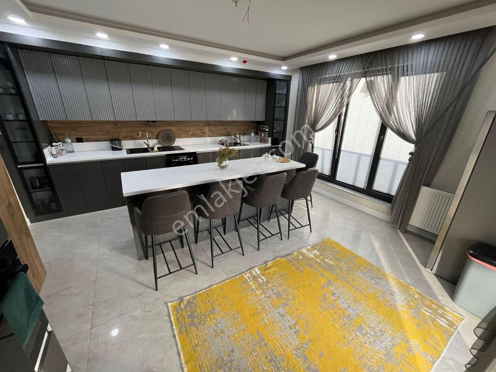 Ovacık Mevkii'de 4.5+1 Muazzam Site Dairesi! - Görsel 2