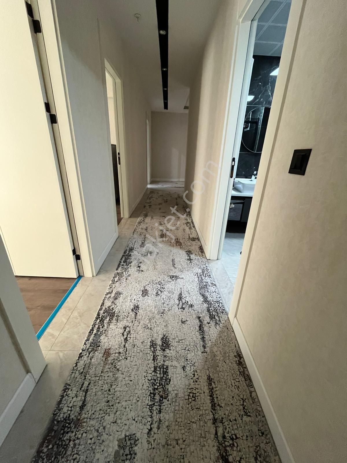 Ovacık Mevkii'de 4.5+1 Muazzam Site Dairesi! - Görsel 27