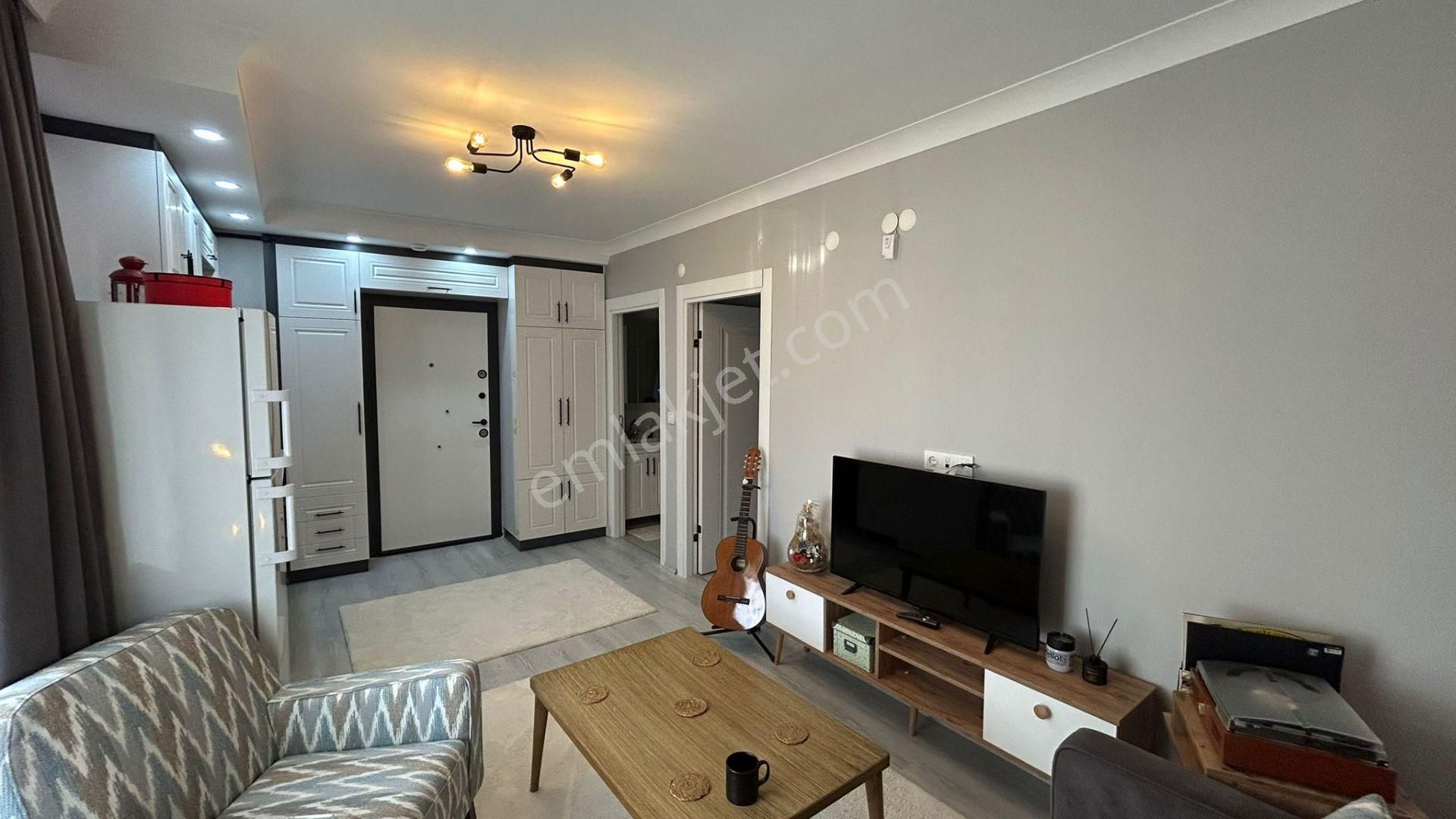 Esenboğa Kampüste Full Eşyalı Lüks Yapılı 1+1 Satılık Daire - Görsel 6