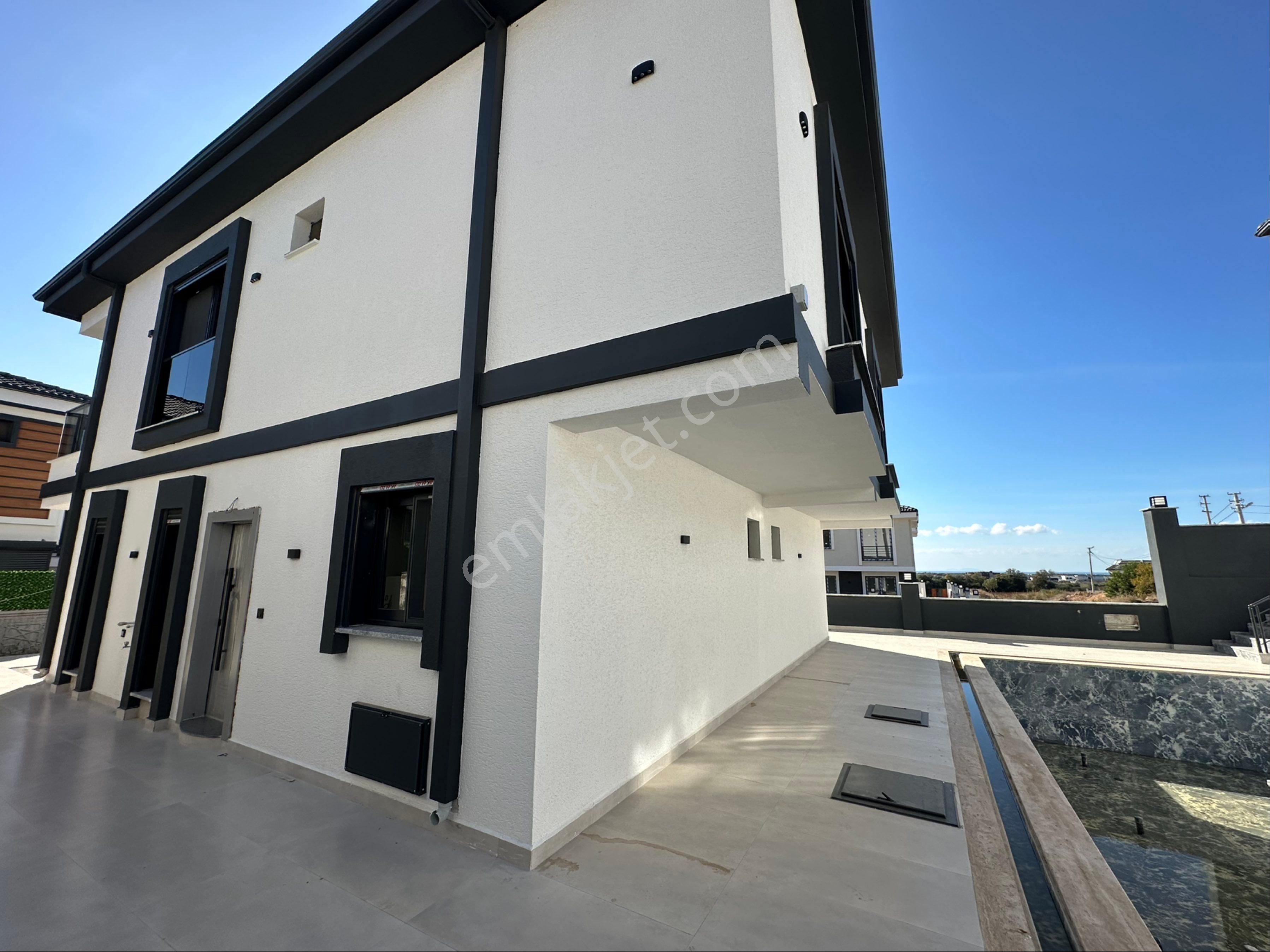 Didimde 3+1 Lüks Sıfır Havuzlu Villa - Görsel 3