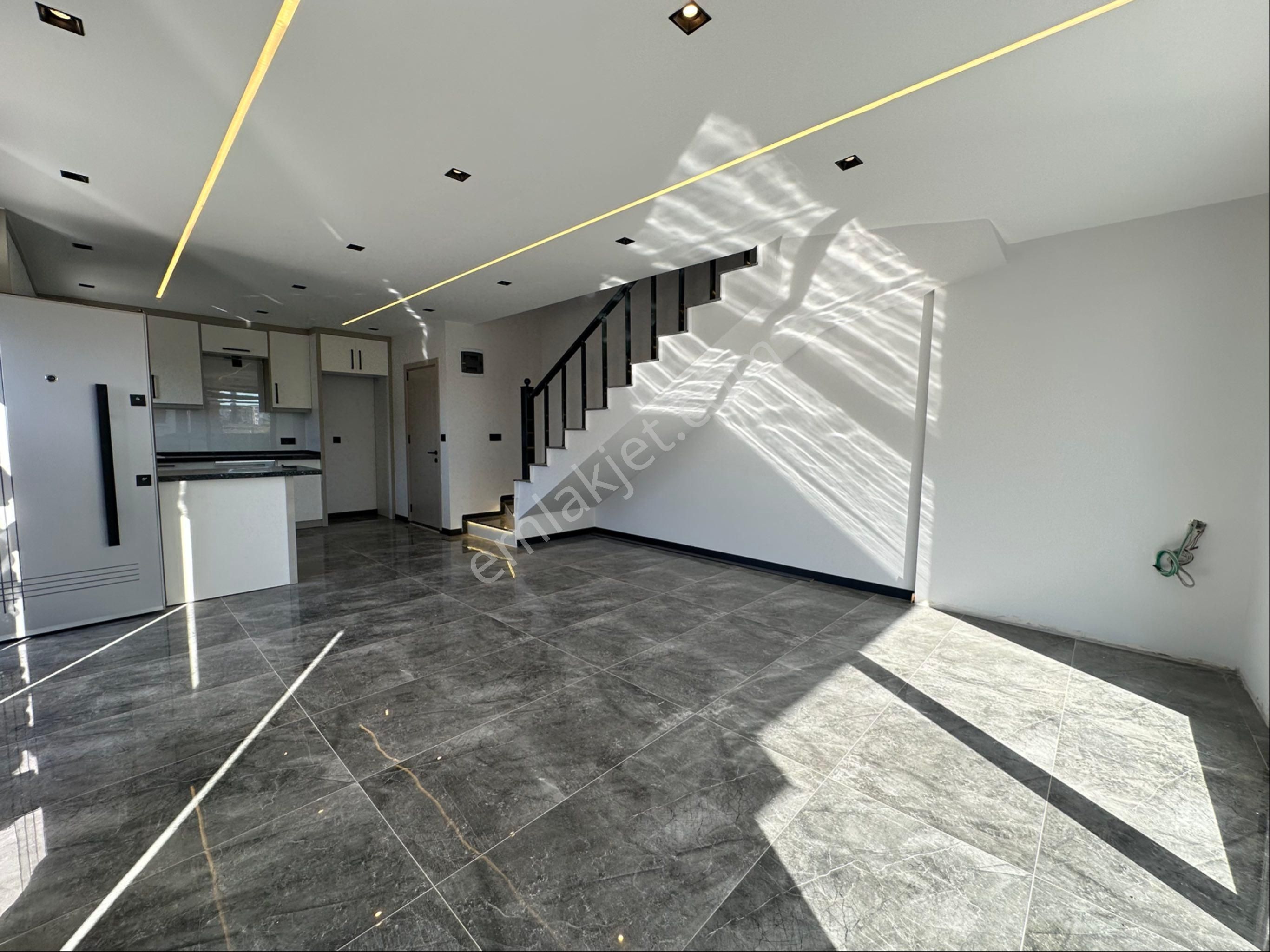 Didimde 3+1 Lüks Sıfır Havuzlu Villa - Görsel 6