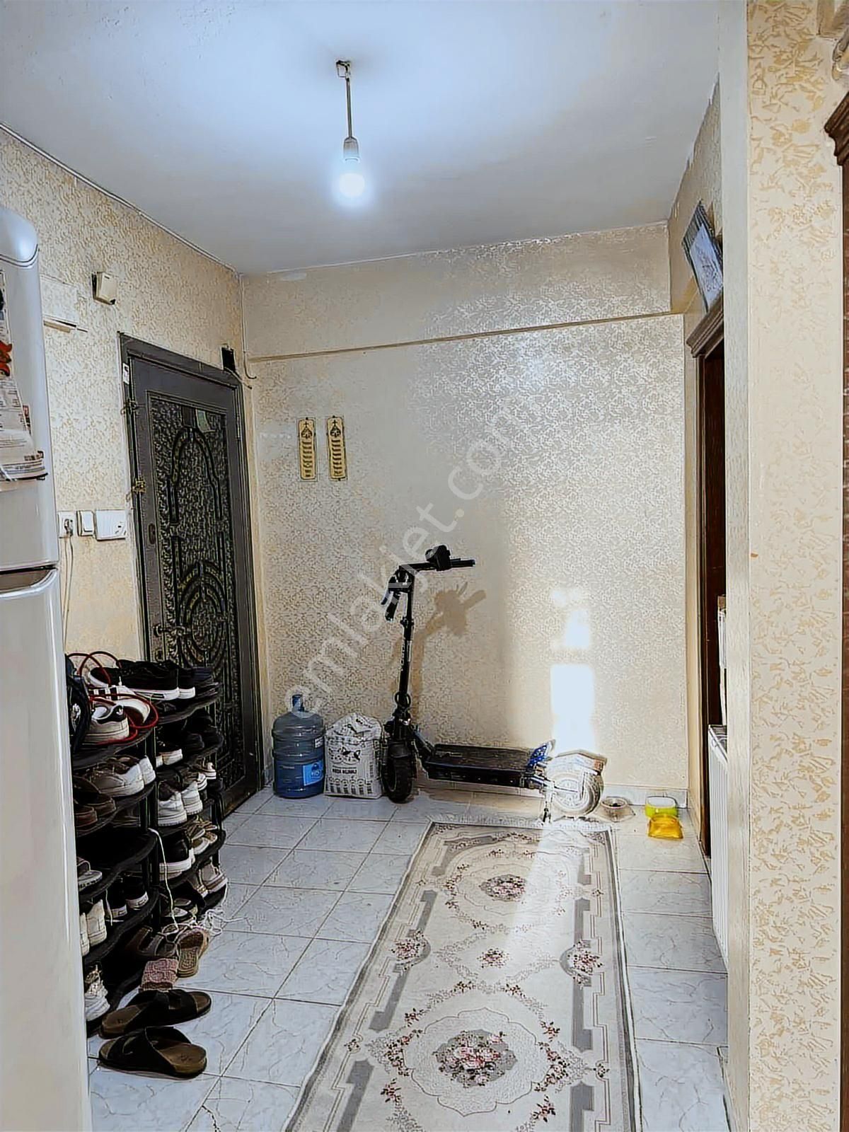 Bahçelievler Kocasinan Cadde'sinde Satılık 2+1 Fırsat Daire - Görsel 3