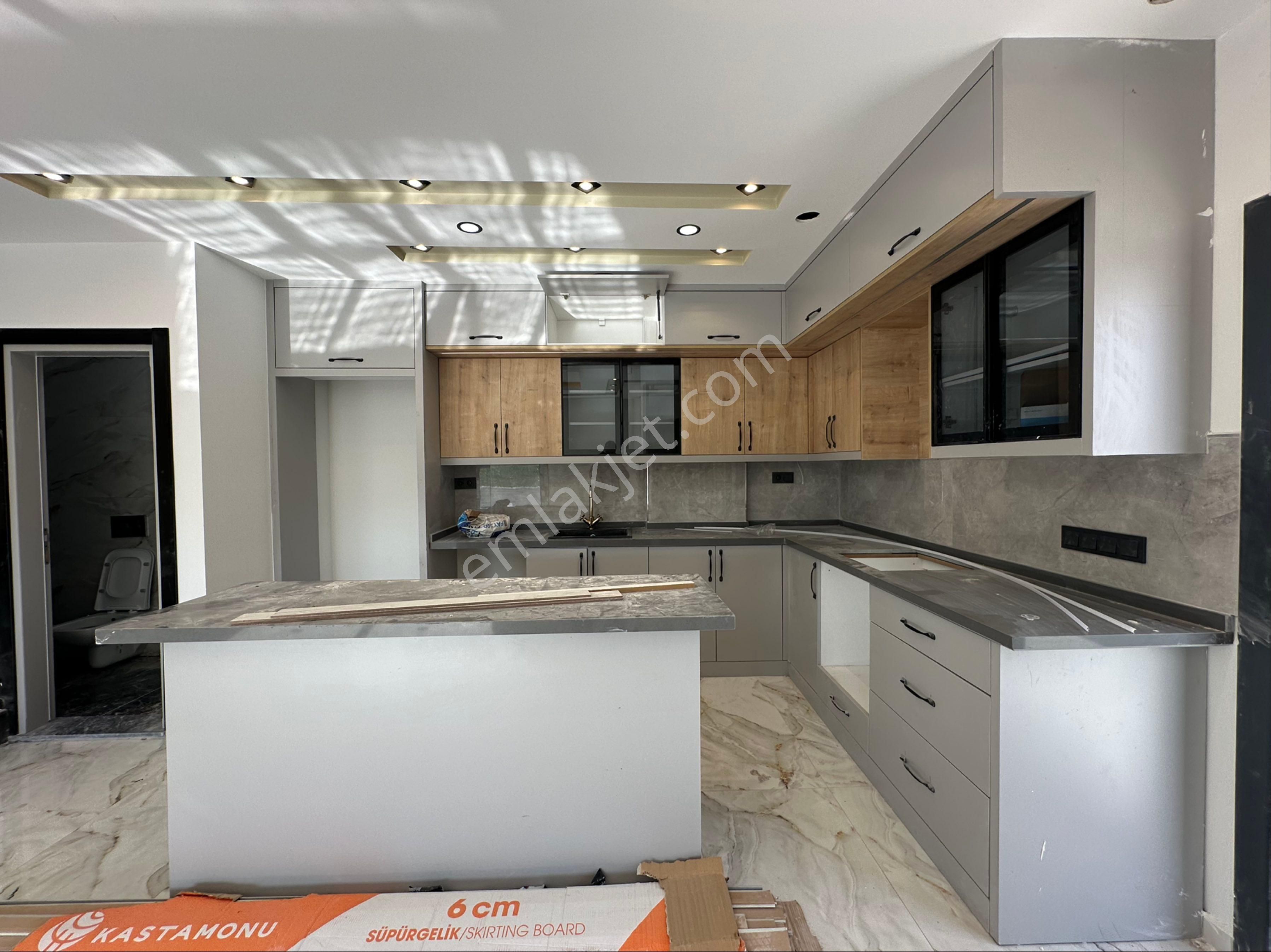 Didimde Havuzlu Teraslı Kamelyalı 3+1 Sıfır Lüks Villa - Görsel 10