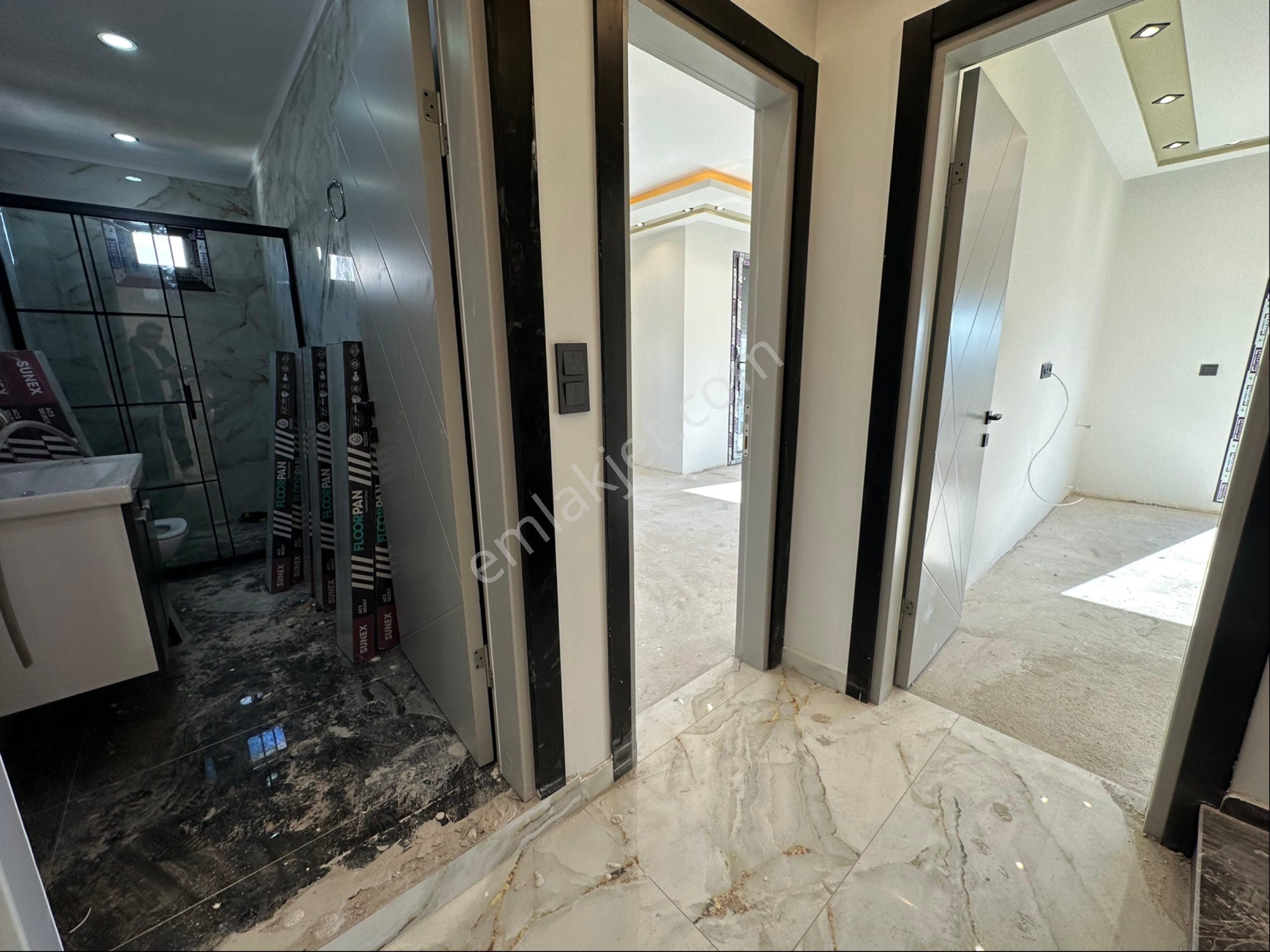 Didimde Havuzlu Teraslı Kamelyalı 3+1 Sıfır Lüks Villa - Görsel 15