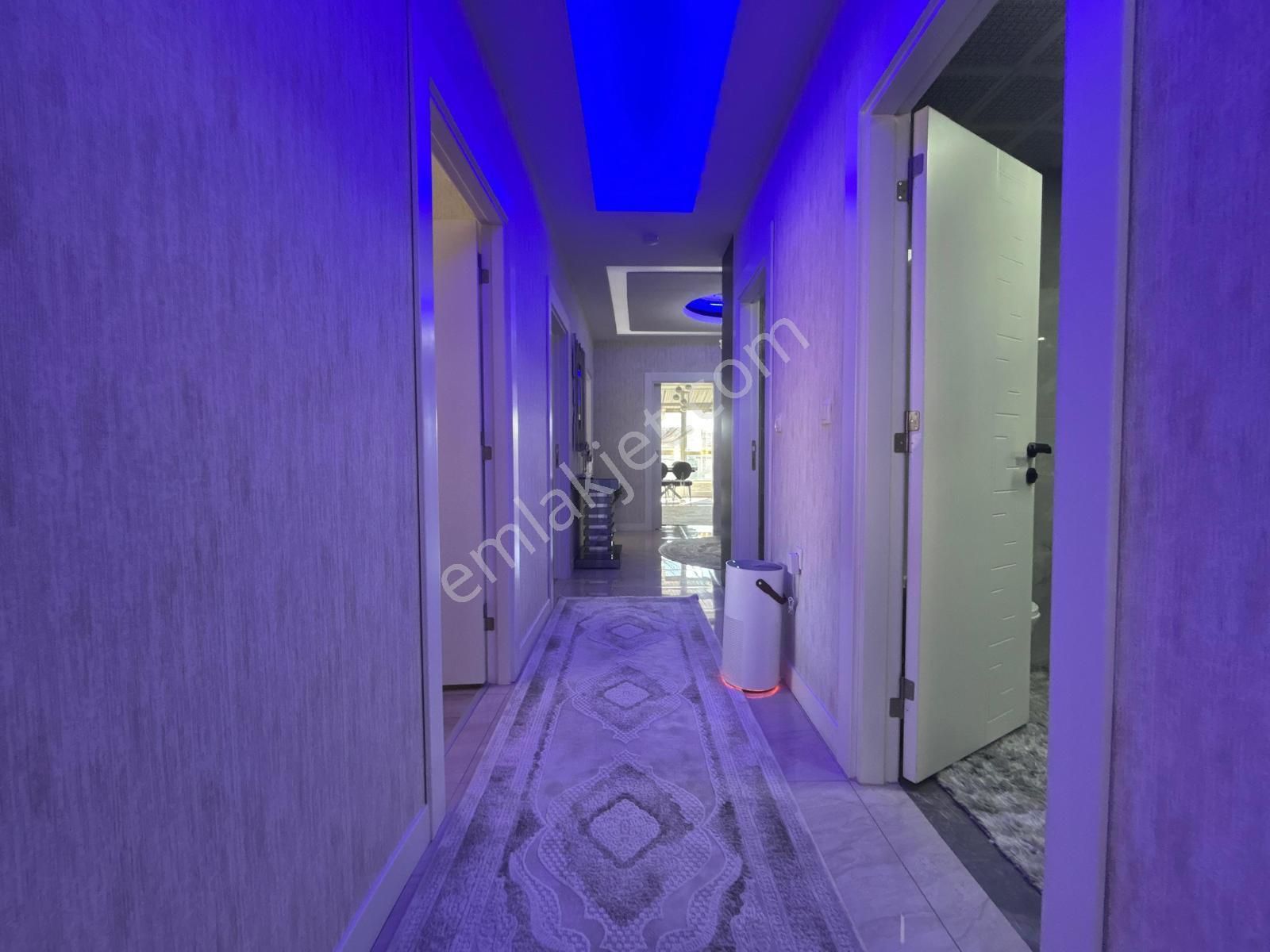 Taha Akgül Spor Salonu'nun Yanında 4.5+1 Muazzam Yapılı Site Dairesi! - Görsel 31