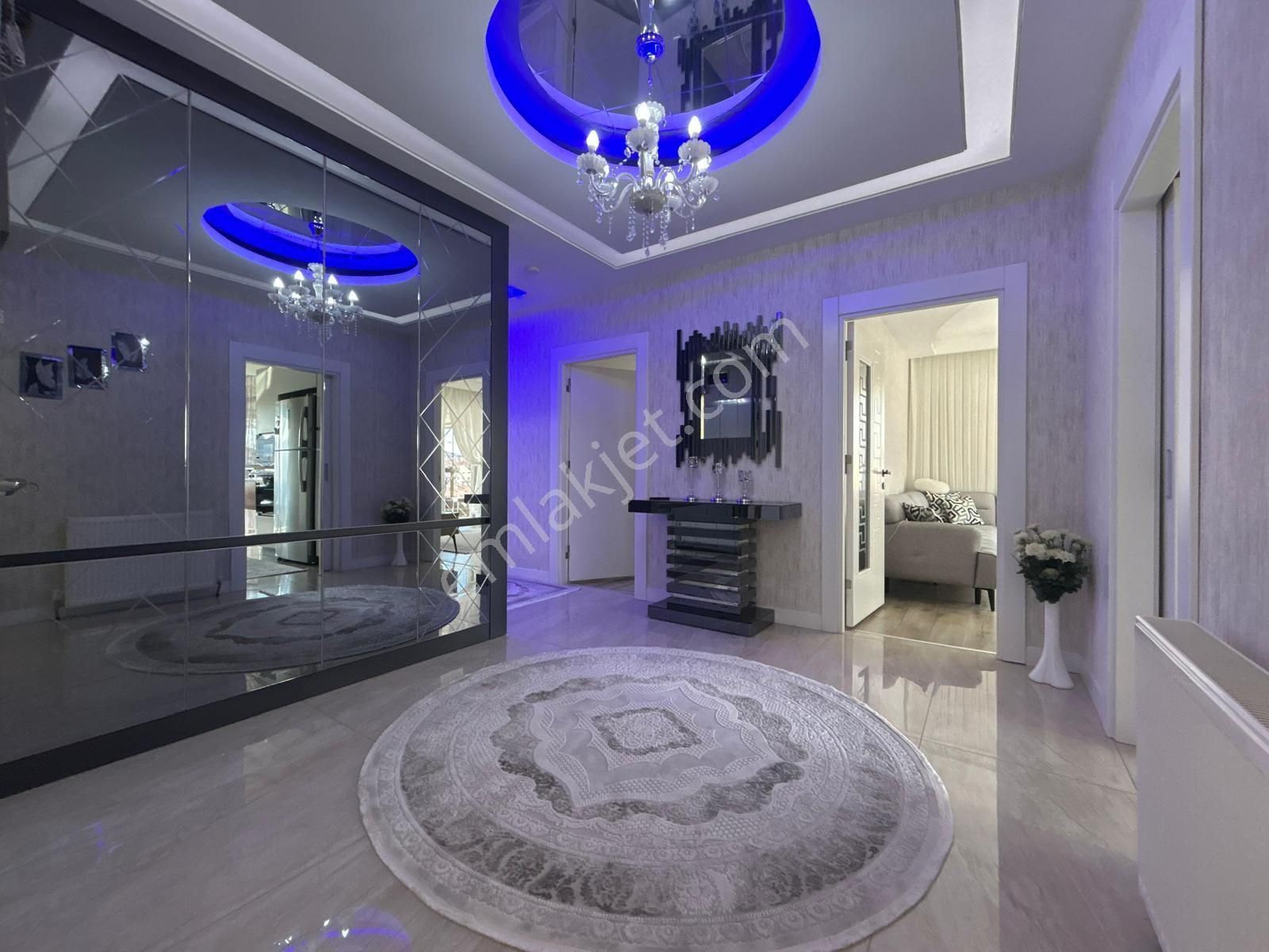 Taha Akgül Spor Salonu'nun Yanında 4.5+1 Muazzam Yapılı Site Dairesi! - Görsel 35