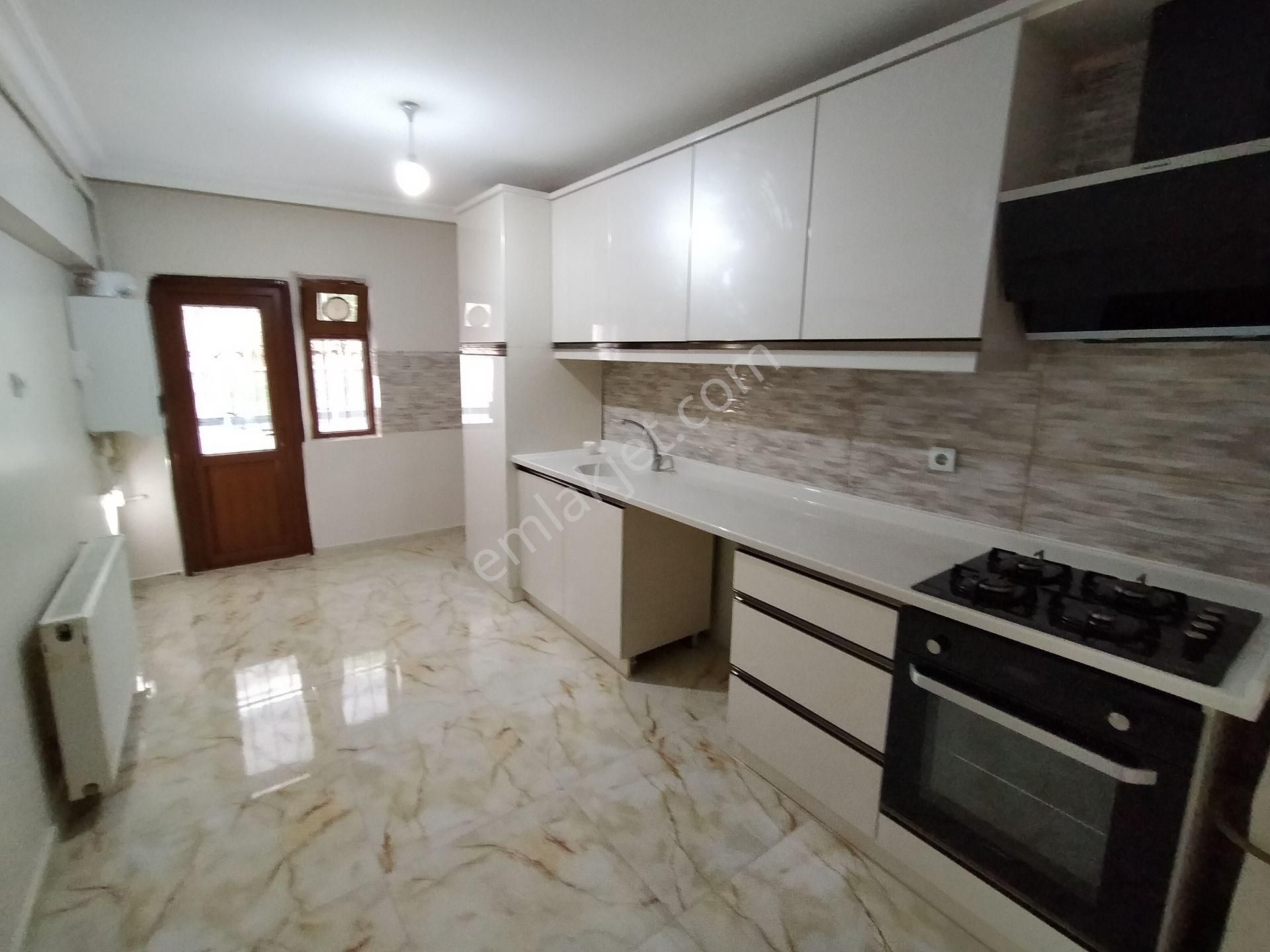 Gata, Sağlık Bil.ünv. Yıldırım Beyazıt Ünv.ve Etlik Şehir Hastanesi Yakını Satılık 3+1 Daire - Görsel 7