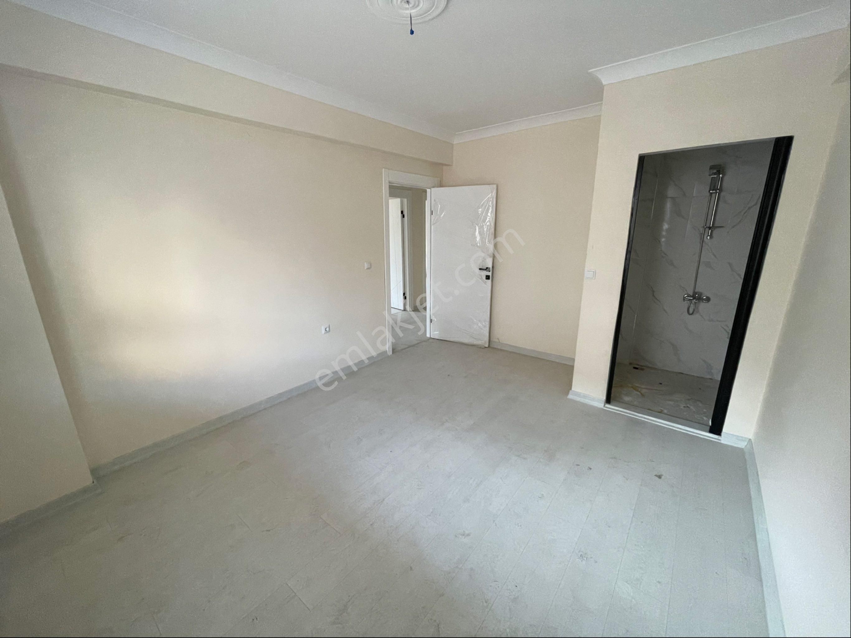 Mülk Emlak Ofisinden Salı Pazarı Mevkiinde Kat Konumunda 3+1 Sıfır Full Yapılı Ön Cephe Daire - Görsel 30